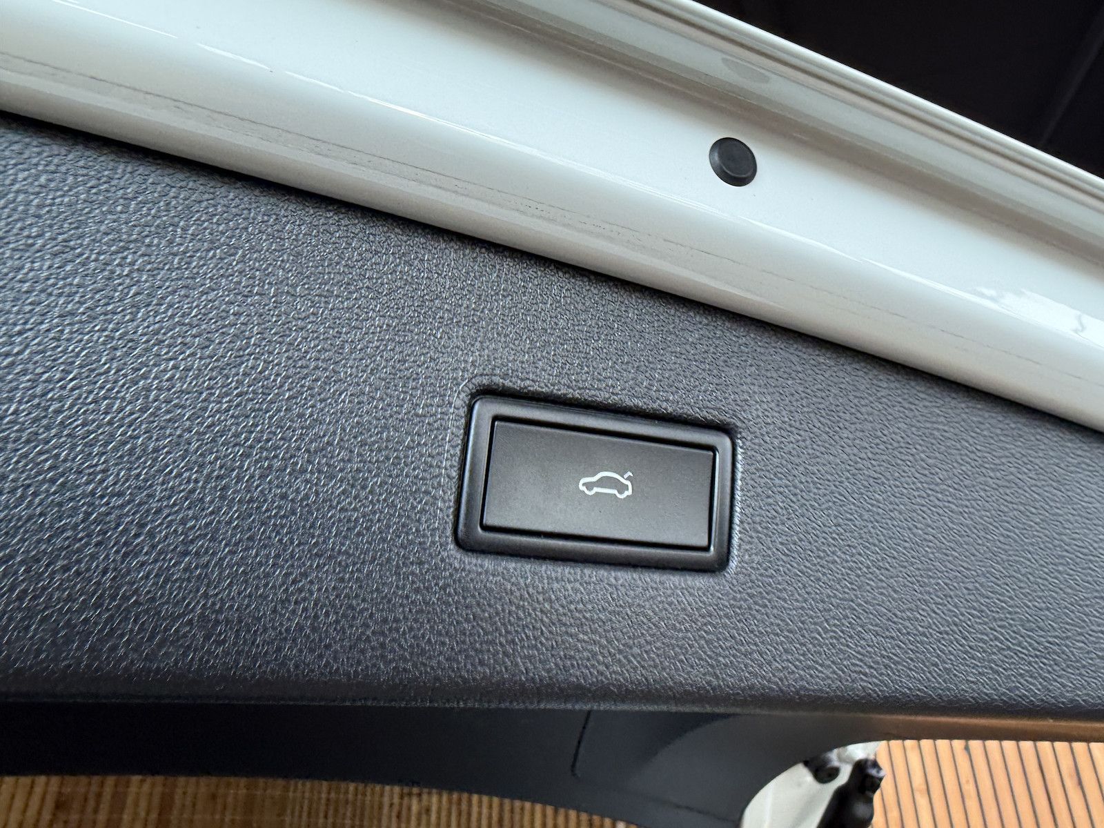 Fahrzeugabbildung Volkswagen Tiguan Allspace 1,5 TSI Move DSG *Navi*Kam*LED*