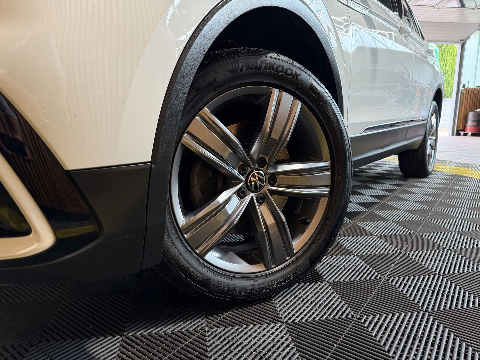 Fahrzeugabbildung Volkswagen Tiguan Allspace 2,0TDI Eleg. 4M DSG Navi*Kam*AHK