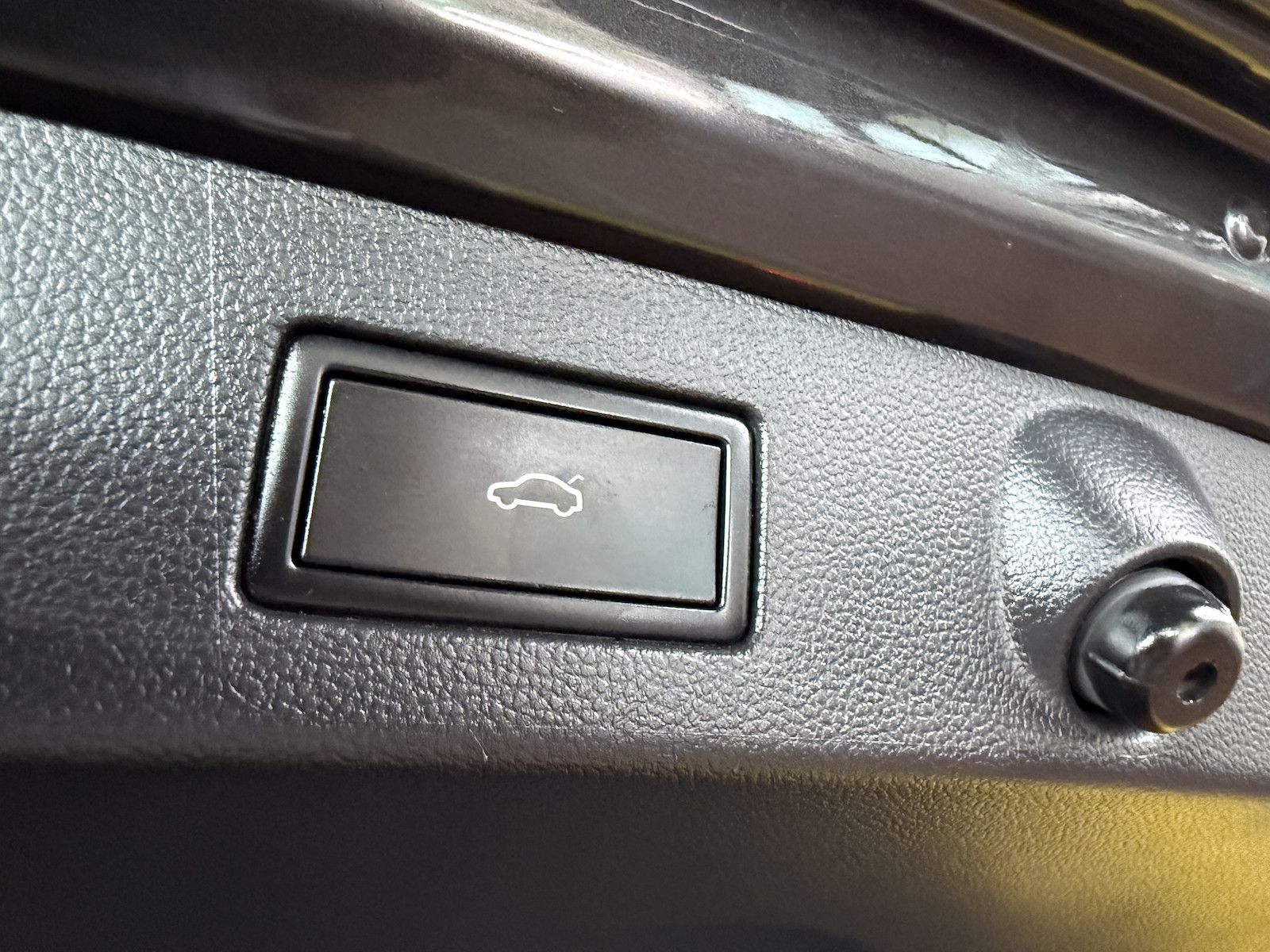 Fahrzeugabbildung Volkswagen Arteon SB.2,0 TSI R-Line *Navi*Kam*Virt*IQ*Pano