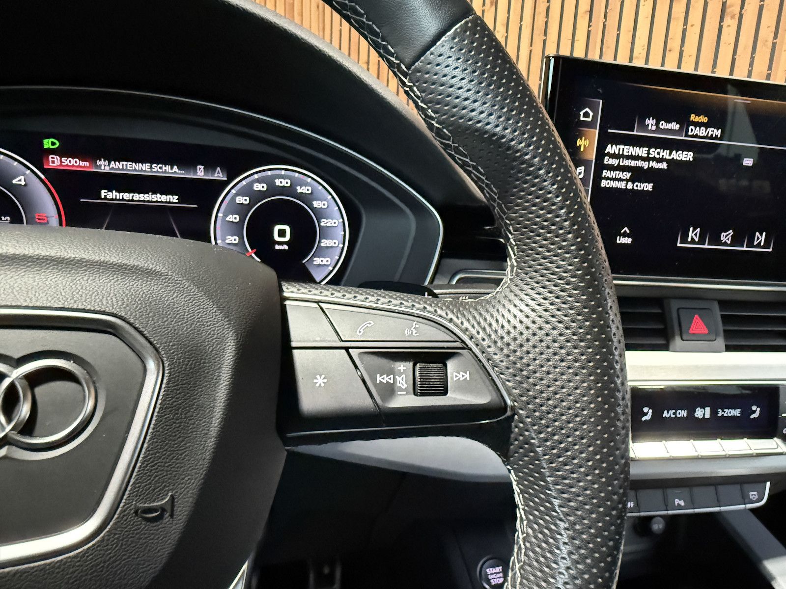 Fahrzeugabbildung Audi A5 Sportback 50 TDI qu. Competition *Navi*Laser*