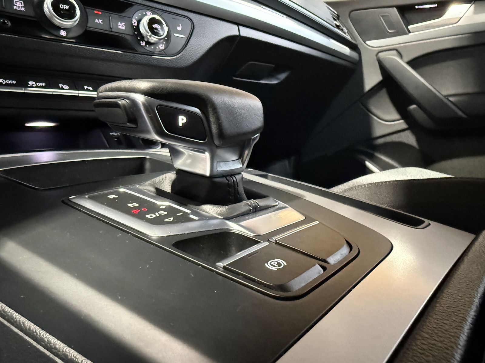 Fahrzeugabbildung Audi Q5 40 TFSI quattro *Navi*AHK*360°*ACC*Virtual