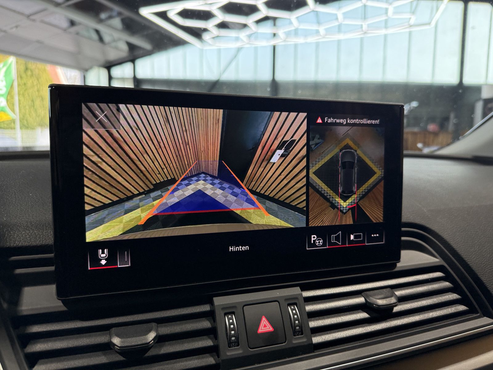 Fahrzeugabbildung Audi Q5 40 TFSI quattro *Navi*AHK*360°*ACC*Virtual