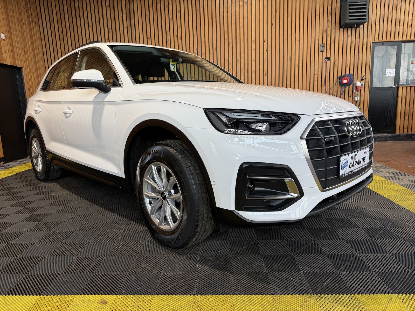 Fahrzeugabbildung Audi Q5 40 TFSI quattro *Navi*AHK*360°*ACC*Virtual