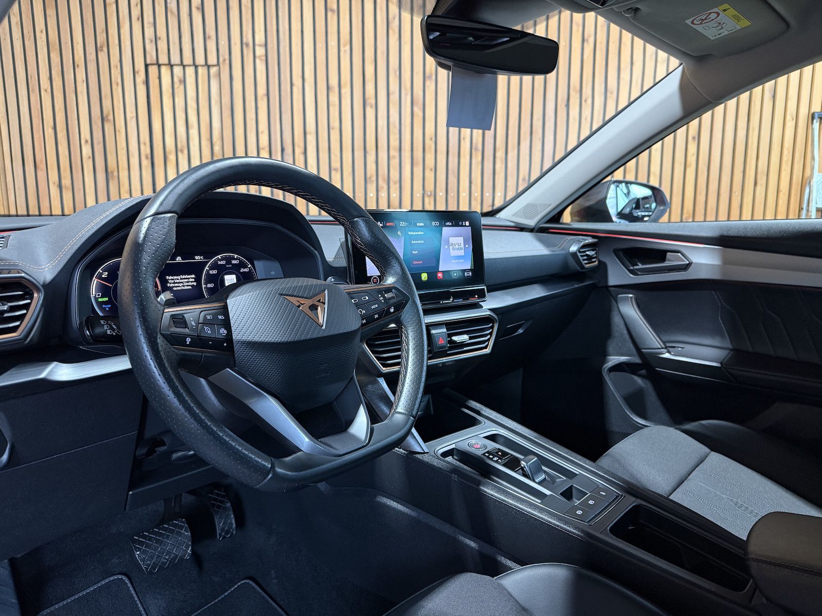 Fahrzeugabbildung CUPRA Formentor 1,4 e-Hybrid DSG Navi*Kam*Virtual*Keyl