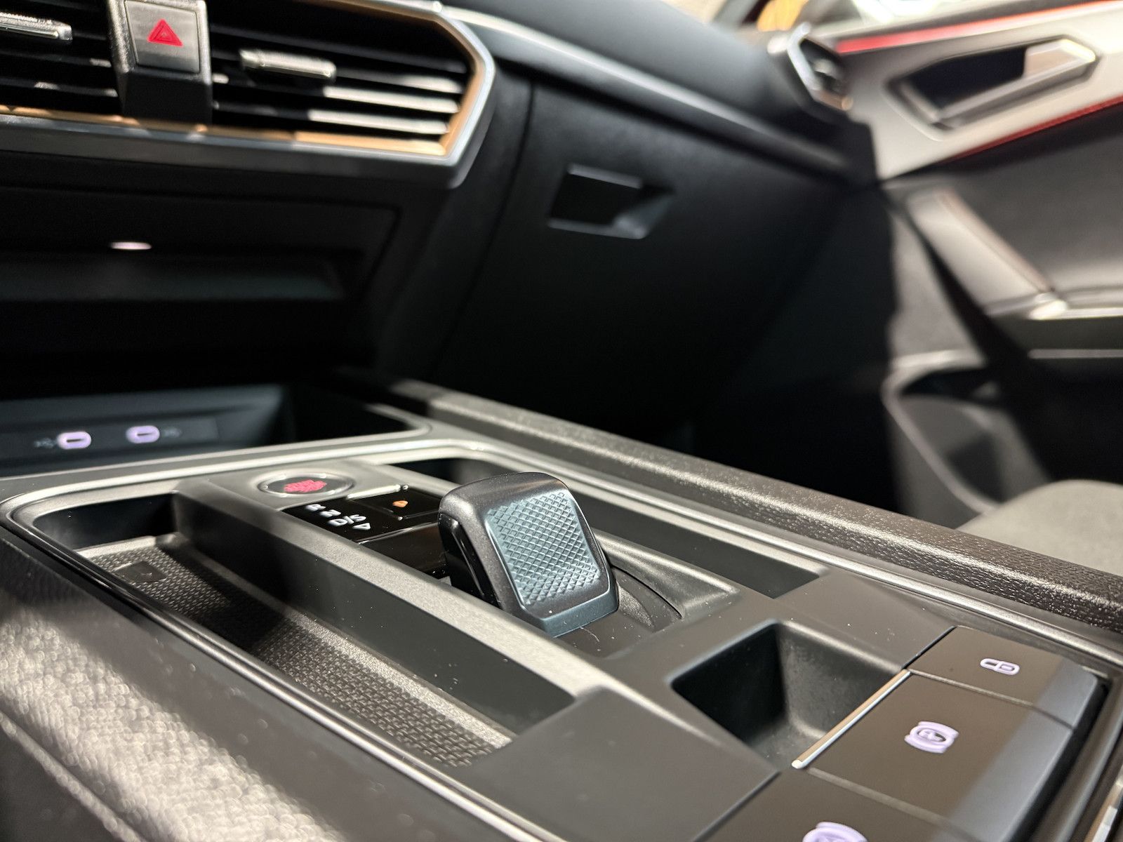 Fahrzeugabbildung CUPRA Formentor 1,4 e-Hybrid DSG Navi*Kam*Virtual*Keyl