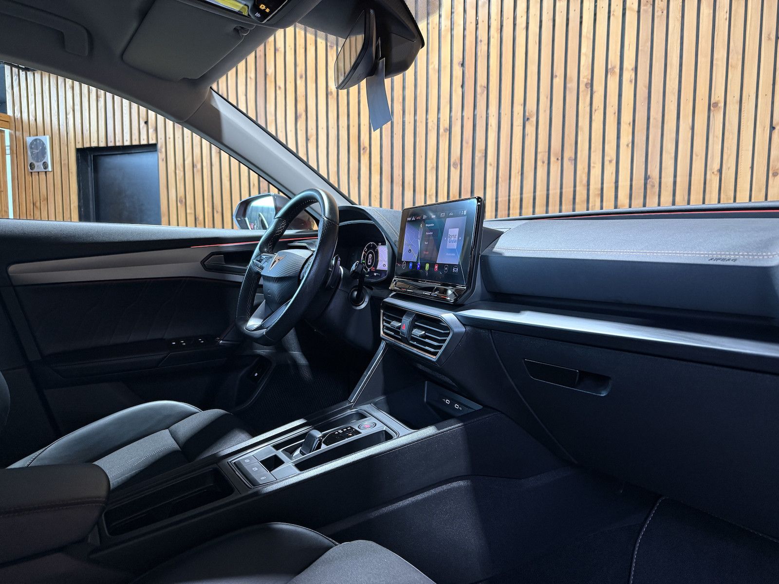 Fahrzeugabbildung CUPRA Formentor 1,4 e-Hybrid DSG Navi*Kam*Virtual*Keyl