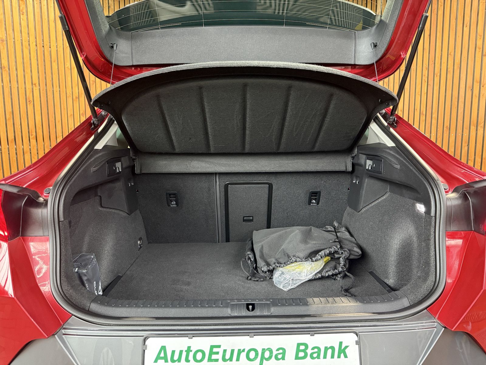 Fahrzeugabbildung CUPRA Formentor 1,4 e-Hybrid DSG Navi*Kam*Virtual*Keyl