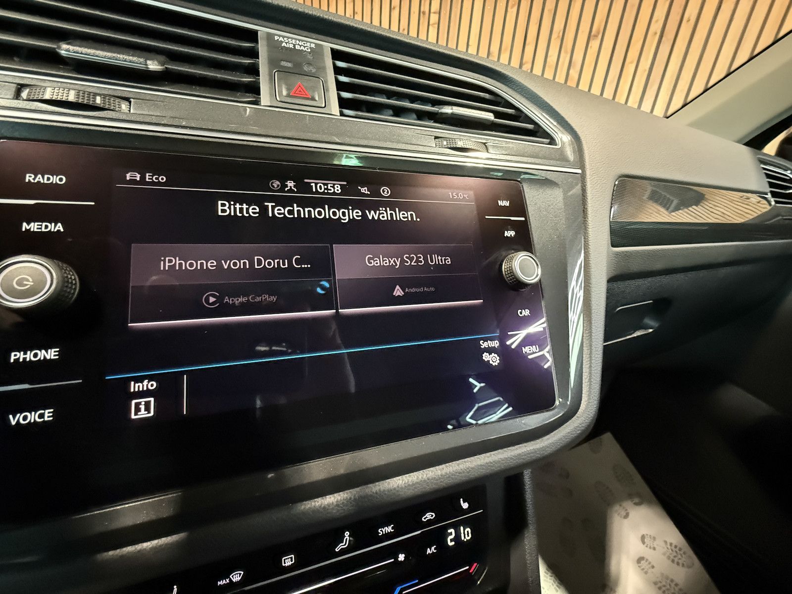 Fahrzeugabbildung Volkswagen Tiguan 1,5 TSI Active *Navi*Kam*ACC*LED*Ambiente