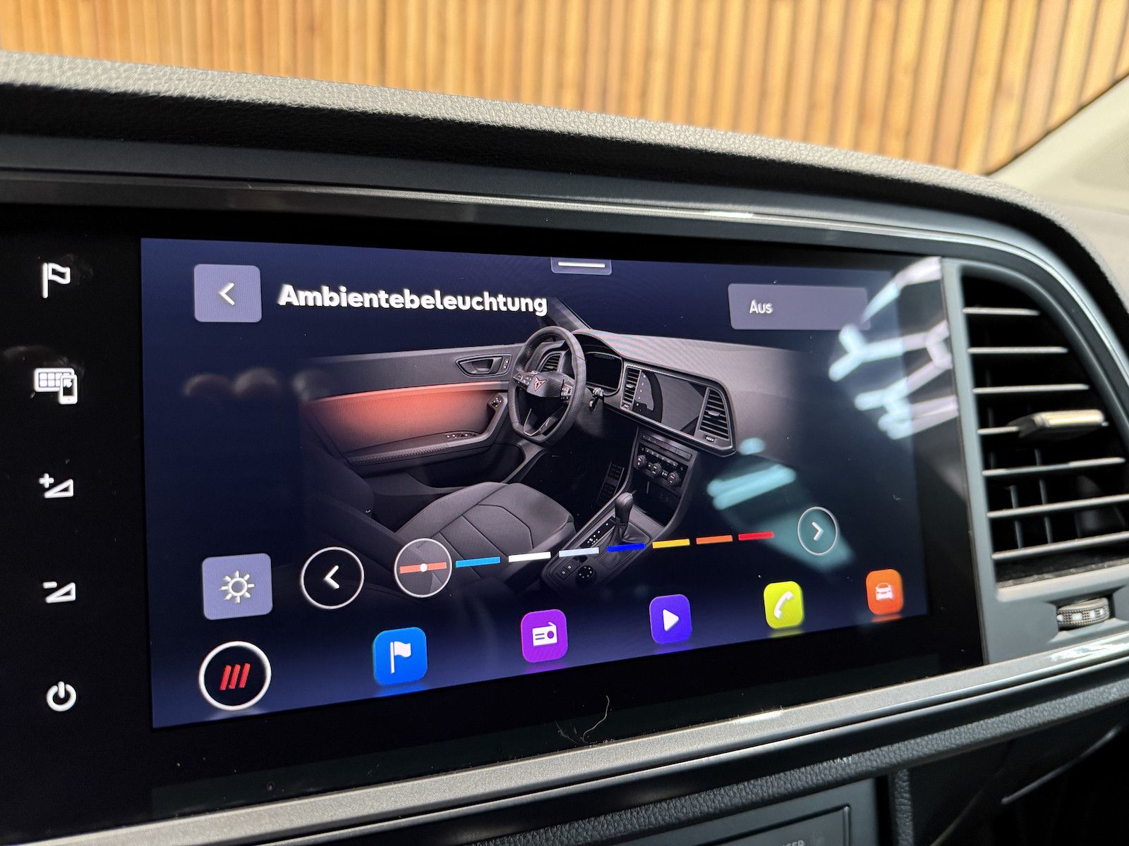 Fahrzeugabbildung CUPRA Ateca 1,5 TSI *Navi*LED*360°*Virtual*AHK*ACC