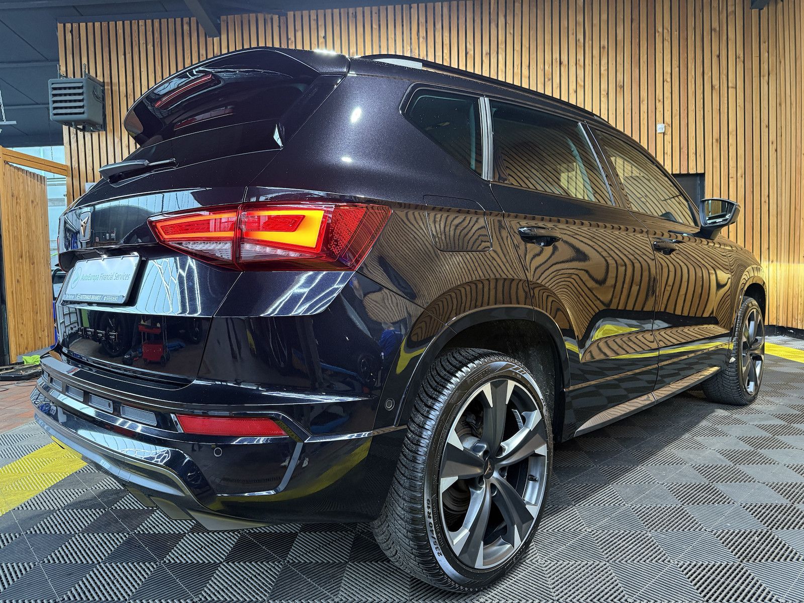 Fahrzeugabbildung CUPRA Ateca 1,5 TSI *Navi*LED*360°*Virtual*AHK*ACC