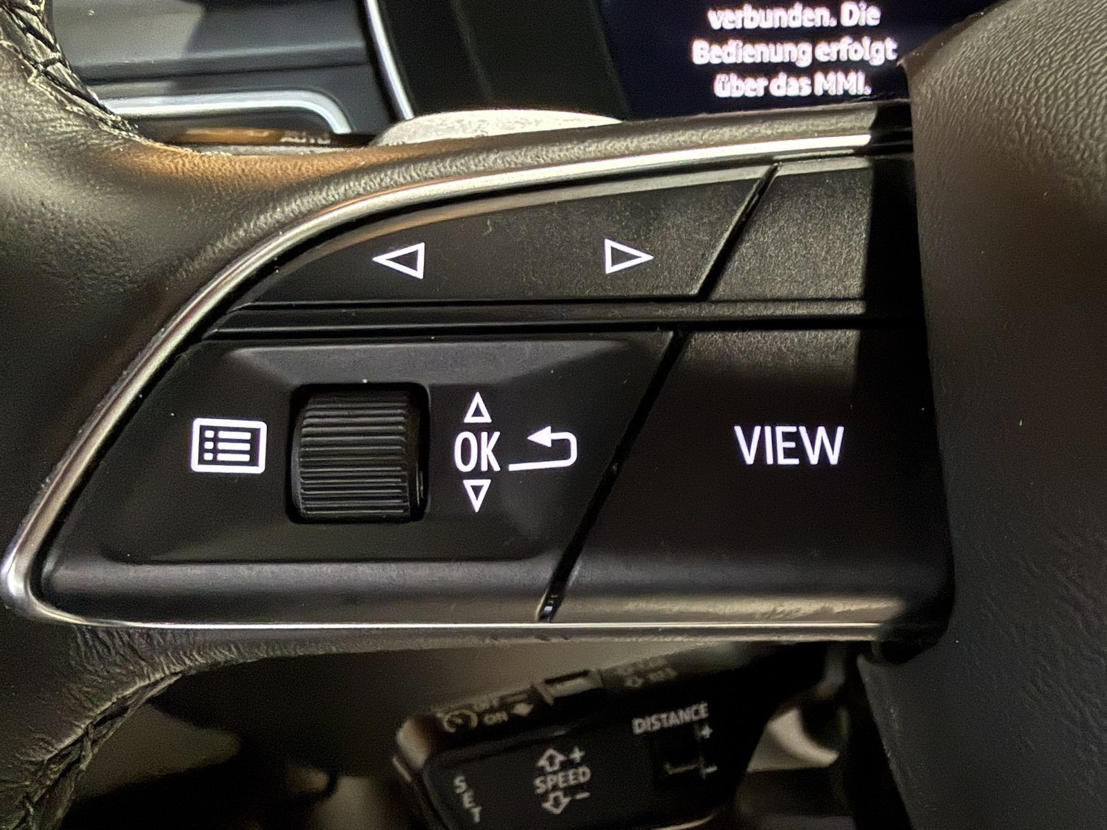 Fahrzeugabbildung Audi A4 Avant 2,0TFSI S Line*Black*ACC*Kam*Virt*Leder