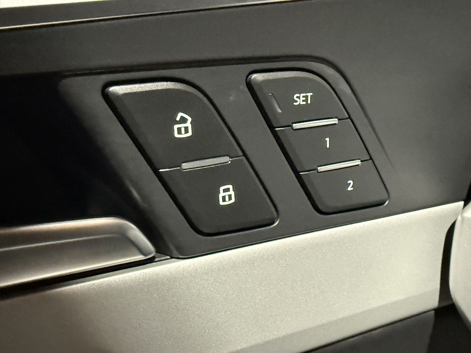 Fahrzeugabbildung Audi A4 Avant 2,0TFSI S Line*Black*ACC*Kam*Virt*Leder