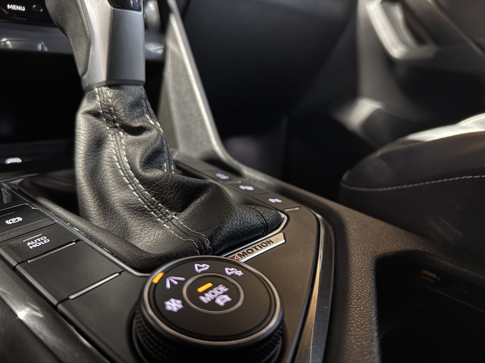 Fahrzeugabbildung Volkswagen Tiguan Allspace 2,0TDI R-Line 4M Matrix*AHK*Pano