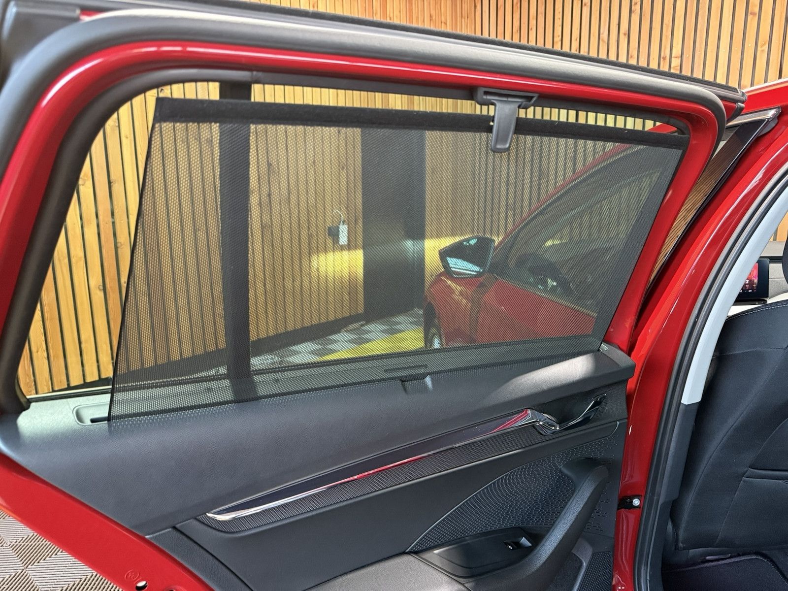 Fahrzeugabbildung SKODA Octavia Combi 1,5 eTSI DSG Navi*LED*ACC*Head*AHK