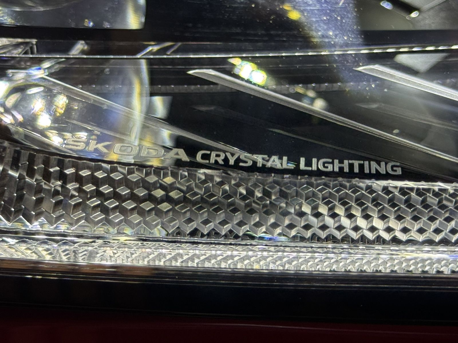 Fahrzeugabbildung SKODA Octavia Combi 1,5 eTSI DSG Navi*LED*ACC*Head*AHK