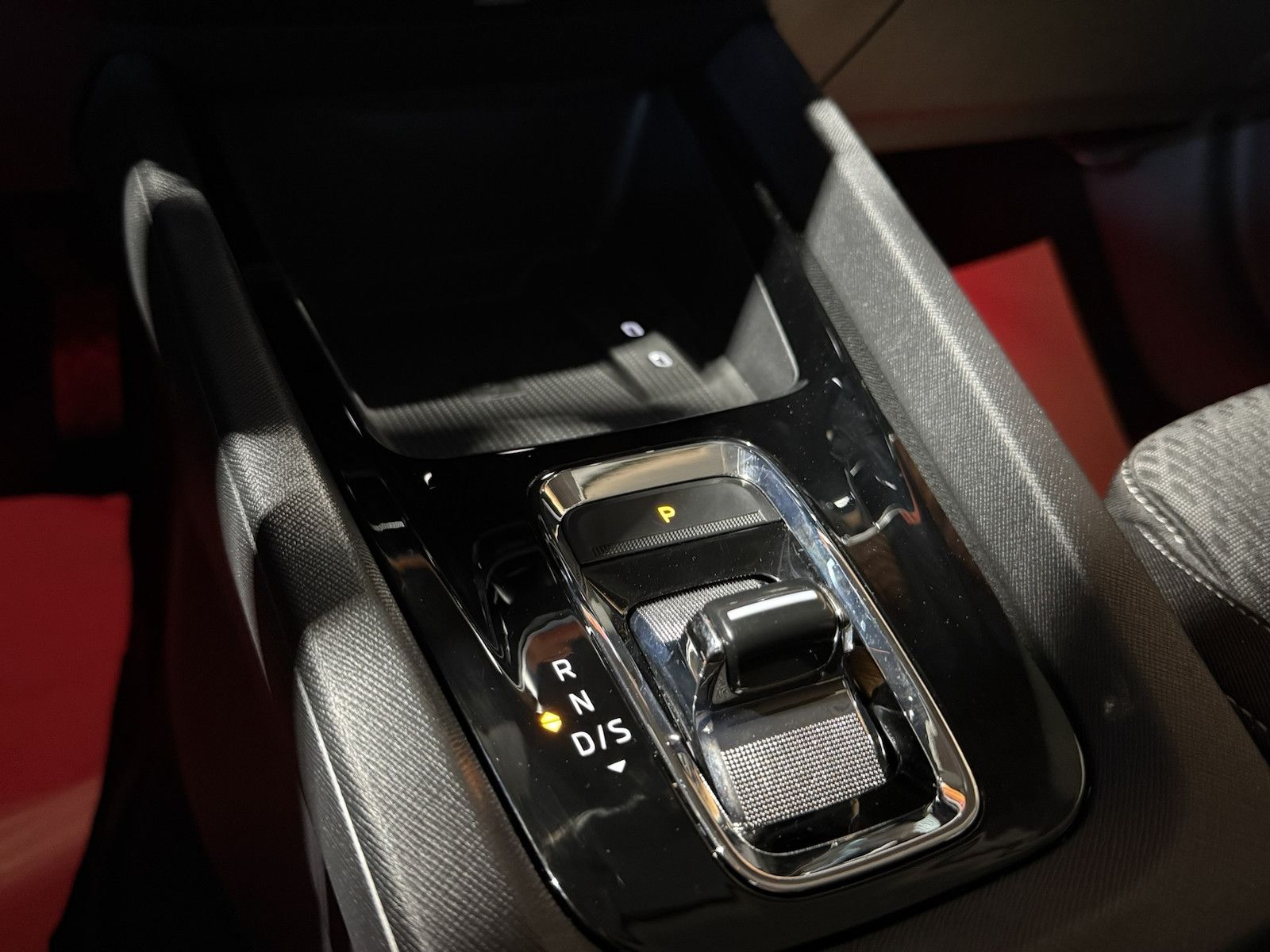 Fahrzeugabbildung SKODA Octavia Combi 1,5 eTSI DSG Navi*LED*ACC*Head*AHK