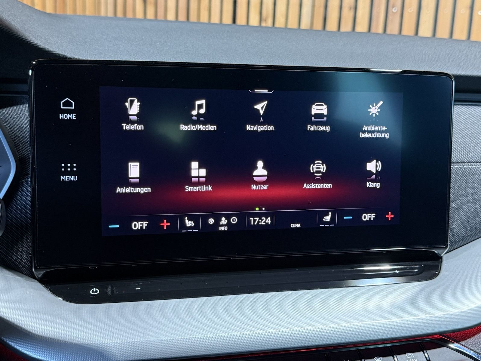 Fahrzeugabbildung SKODA Octavia Combi 1,5 eTSI DSG Navi*LED*ACC*Head*AHK