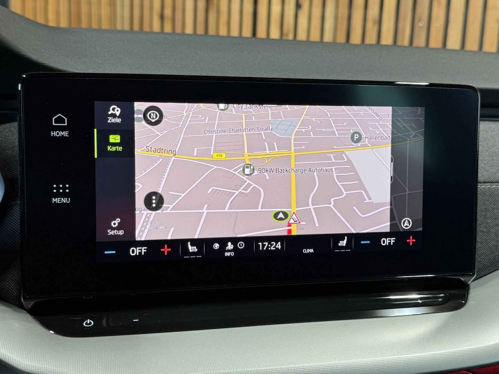 Fahrzeugabbildung SKODA Octavia Combi 1,5 eTSI DSG Navi*LED*ACC*Head*AHK