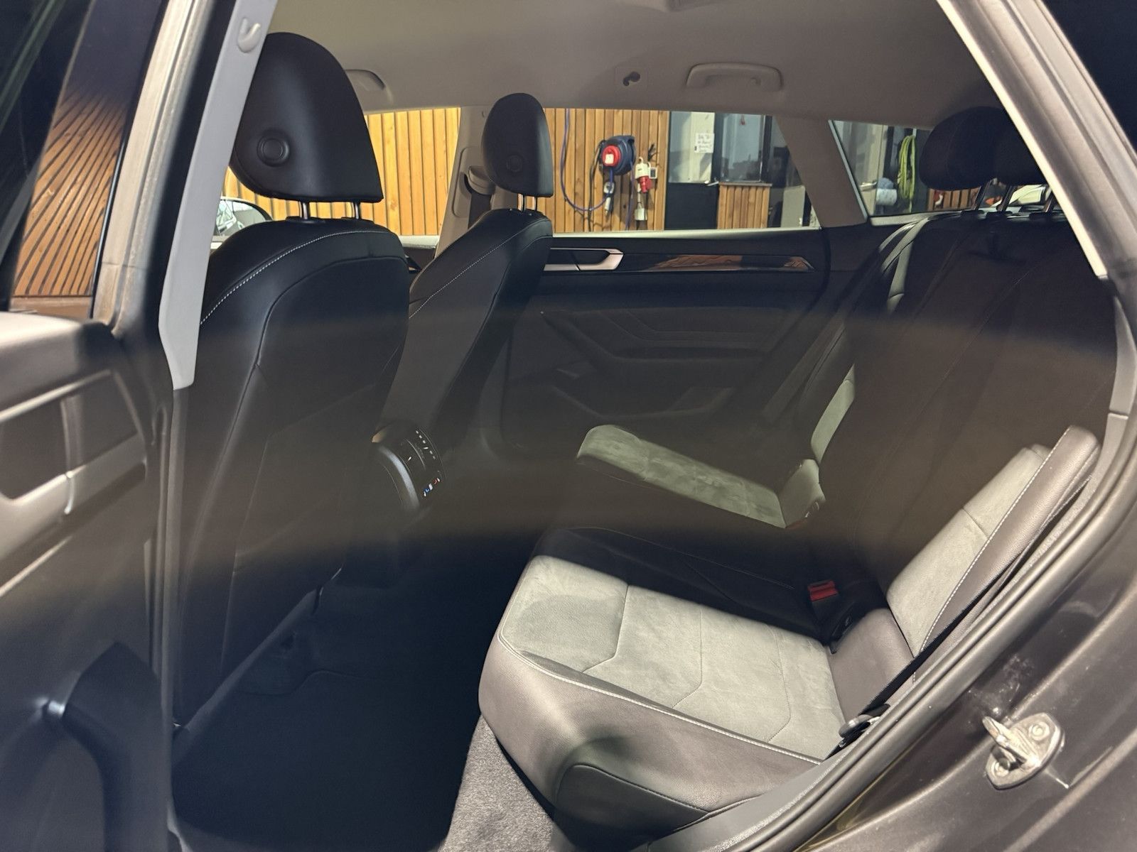 Fahrzeugabbildung Volkswagen Arteon SB. TDI *Navi*Virtual*Kam*AHK*Keyless*