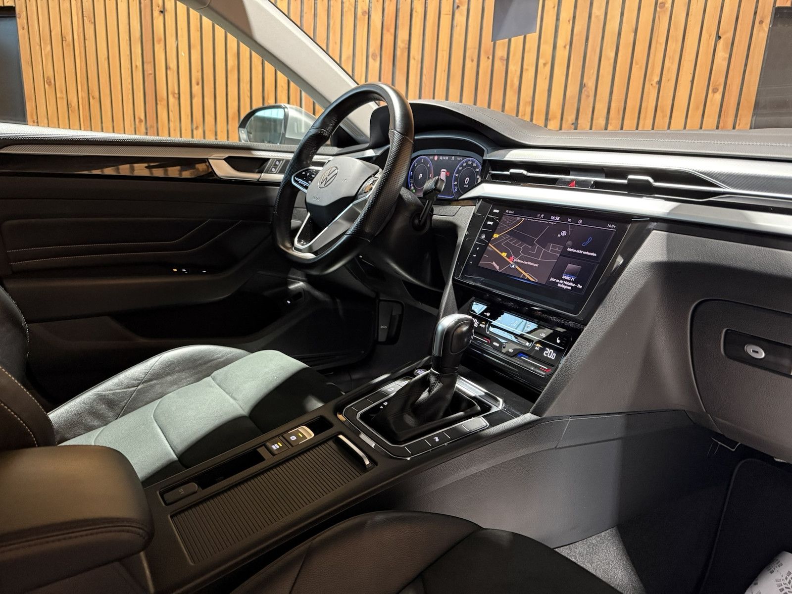 Fahrzeugabbildung Volkswagen Arteon SB. TDI *Navi*Virtual*Kam*AHK*Keyless*