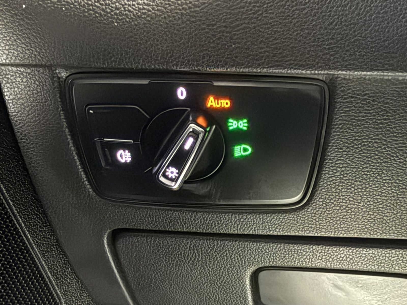 Fahrzeugabbildung Volkswagen Arteon SB. TDI *Navi*Virtual*Kam*AHK*Keyless*