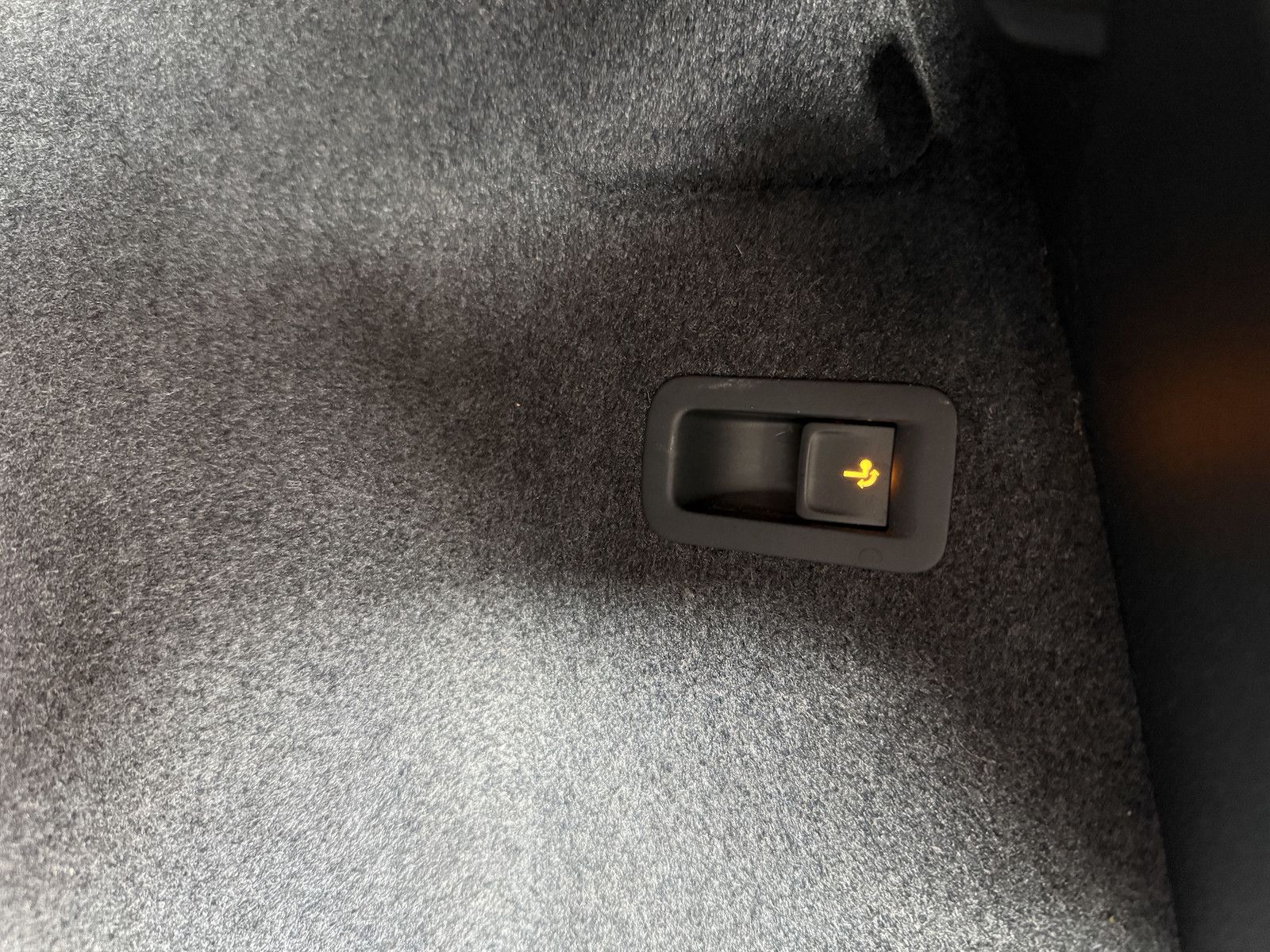 Fahrzeugabbildung SEAT Ateca 2,0 TDI X-Perience DSG *Navi*LED*Kam*AHK