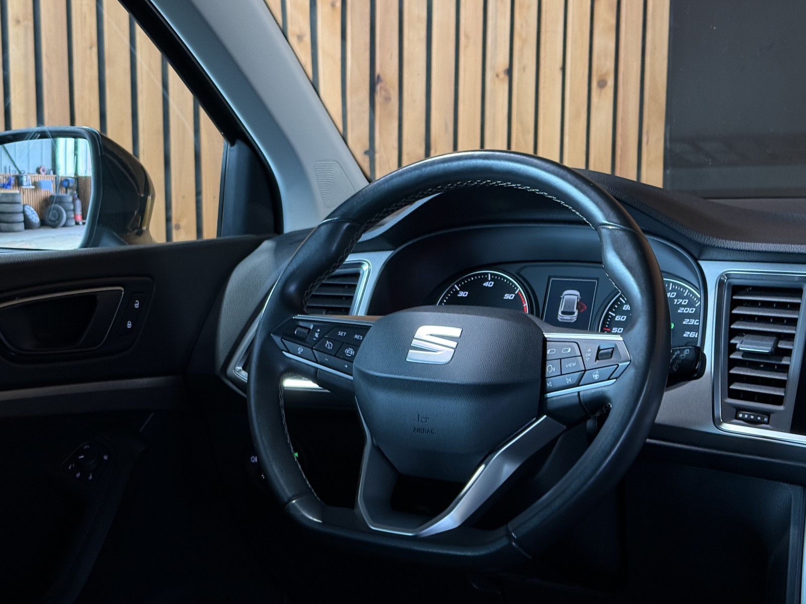 Fahrzeugabbildung SEAT Ateca 2,0 TDI X-Perience DSG *Navi*LED*Kam*AHK
