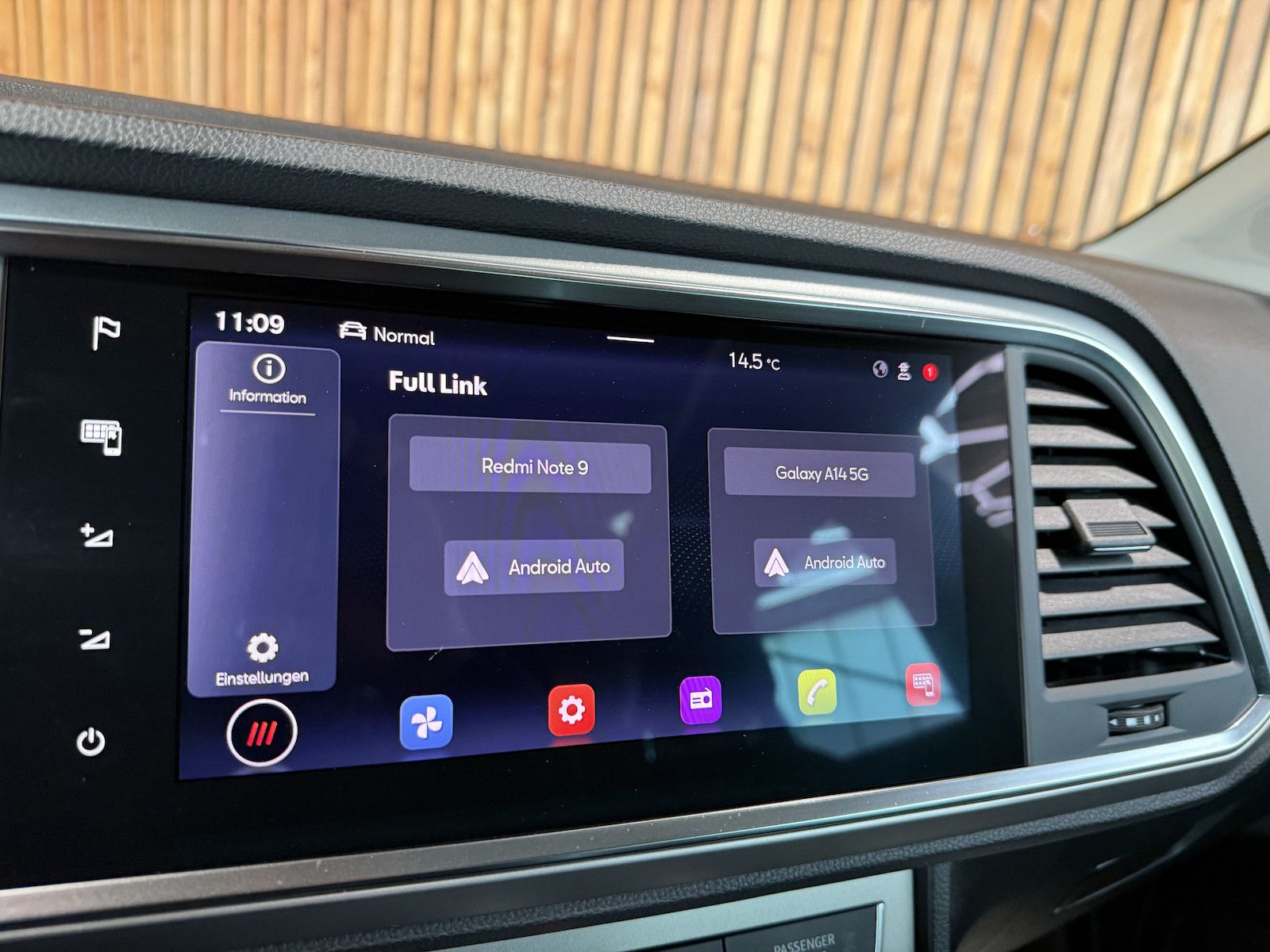 Fahrzeugabbildung SEAT Ateca 2,0 TDI X-Perience DSG *Navi*LED*Kam*AHK