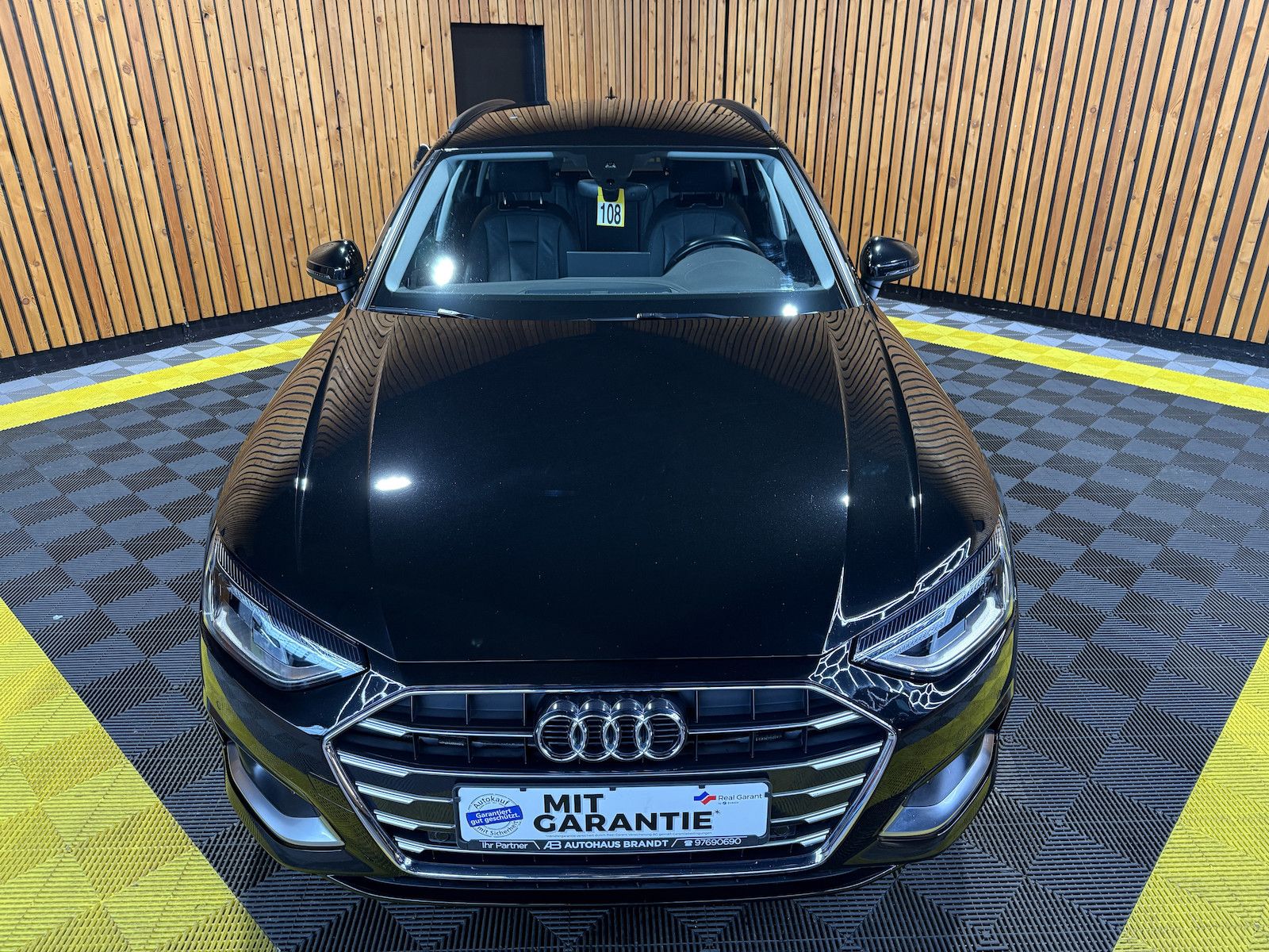 Fahrzeugabbildung Audi A4 Avant adv. 35 TFSI Aut Navi*Kam*Virtual*Leder