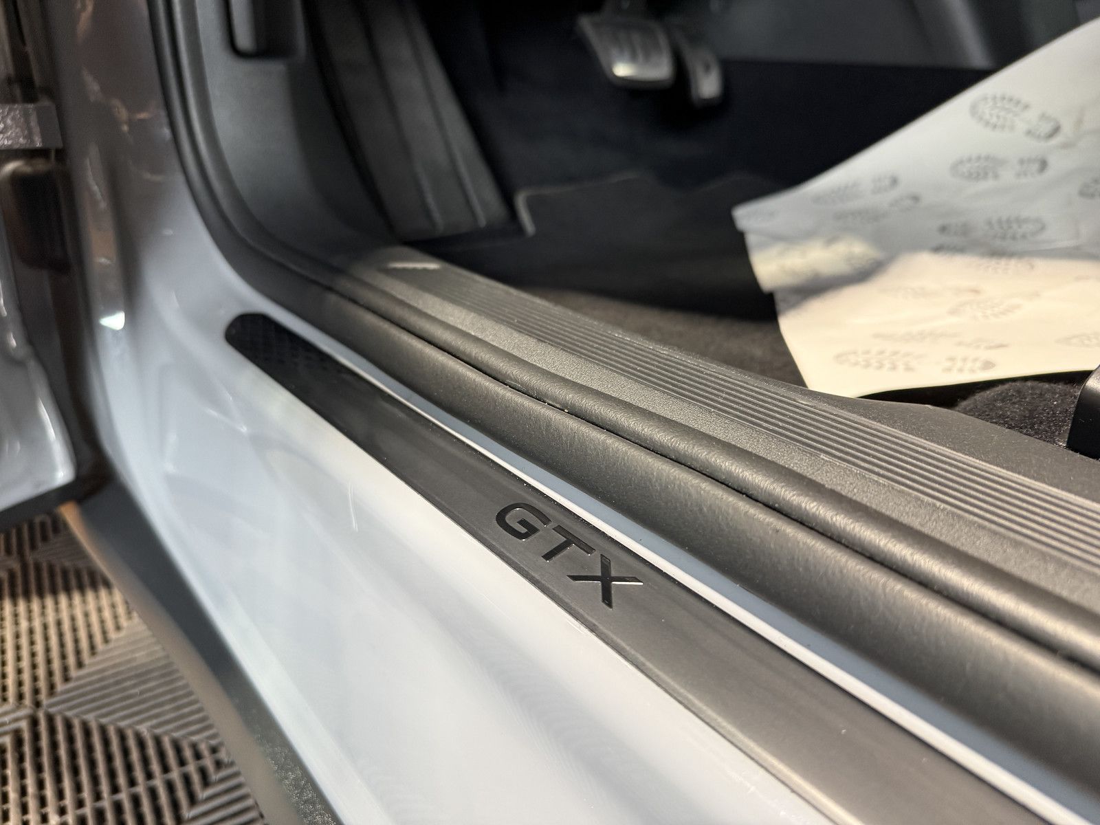 Fahrzeugabbildung Volkswagen ID.4 GTX 4M *Navi*ACC*Matrix*Keyless*AreaView*