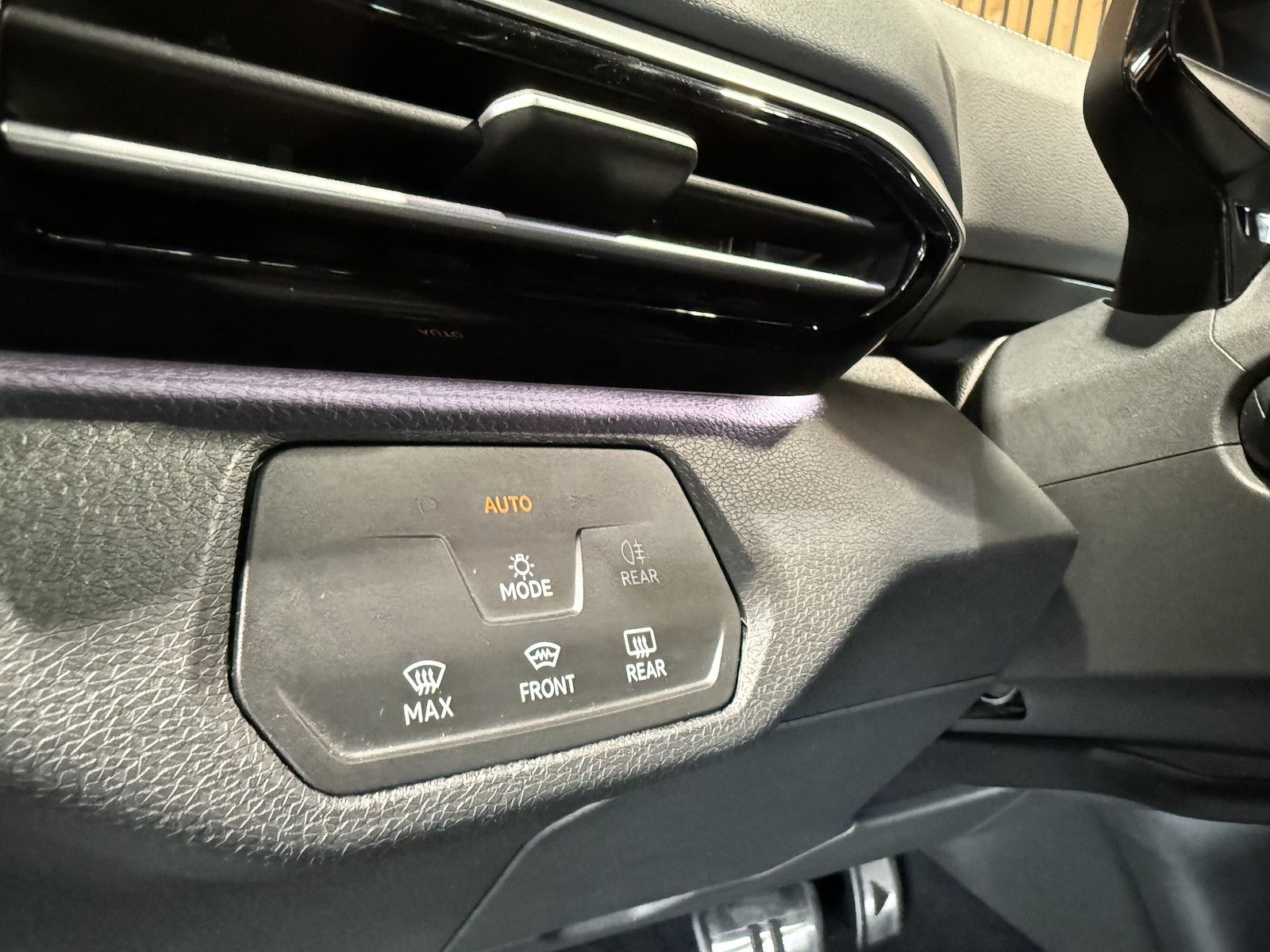 Fahrzeugabbildung Volkswagen ID.5 Pro Navi Pro *Navi*ACC*LED*Wärmepumpe*Kam*