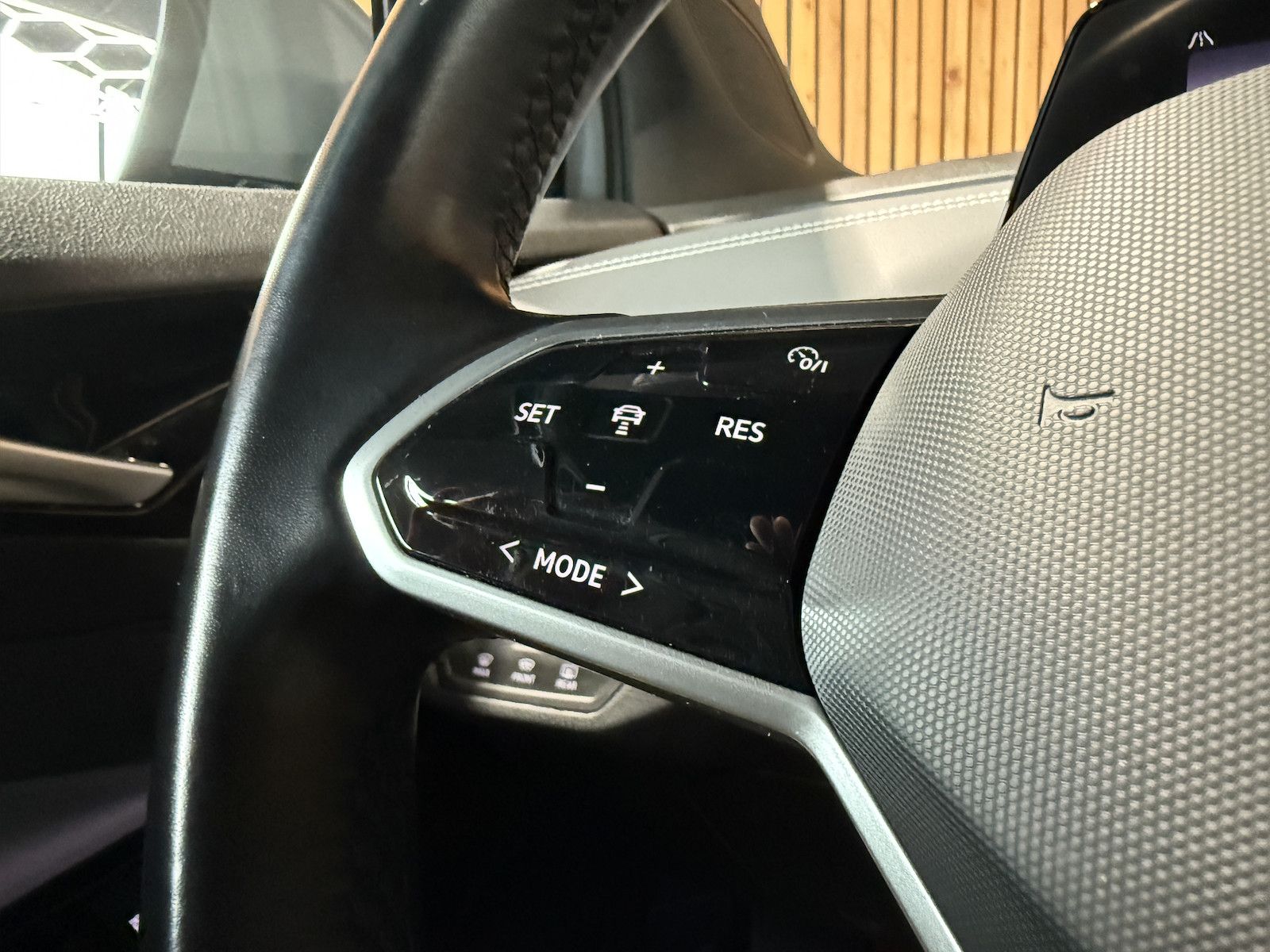 Fahrzeugabbildung Volkswagen ID.5 Pro Navi Pro *Navi*ACC*LED*Wärmepumpe*Kam*