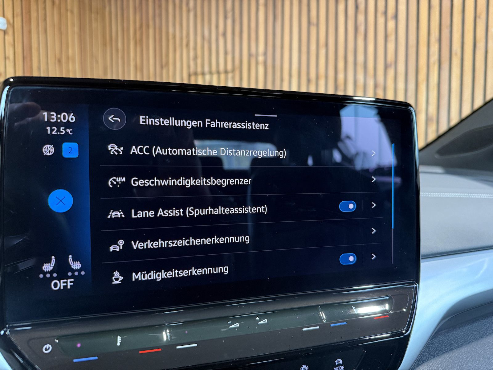 Fahrzeugabbildung Volkswagen ID.5 Pro Navi Pro *Navi*ACC*LED*Wärmepumpe*Kam*