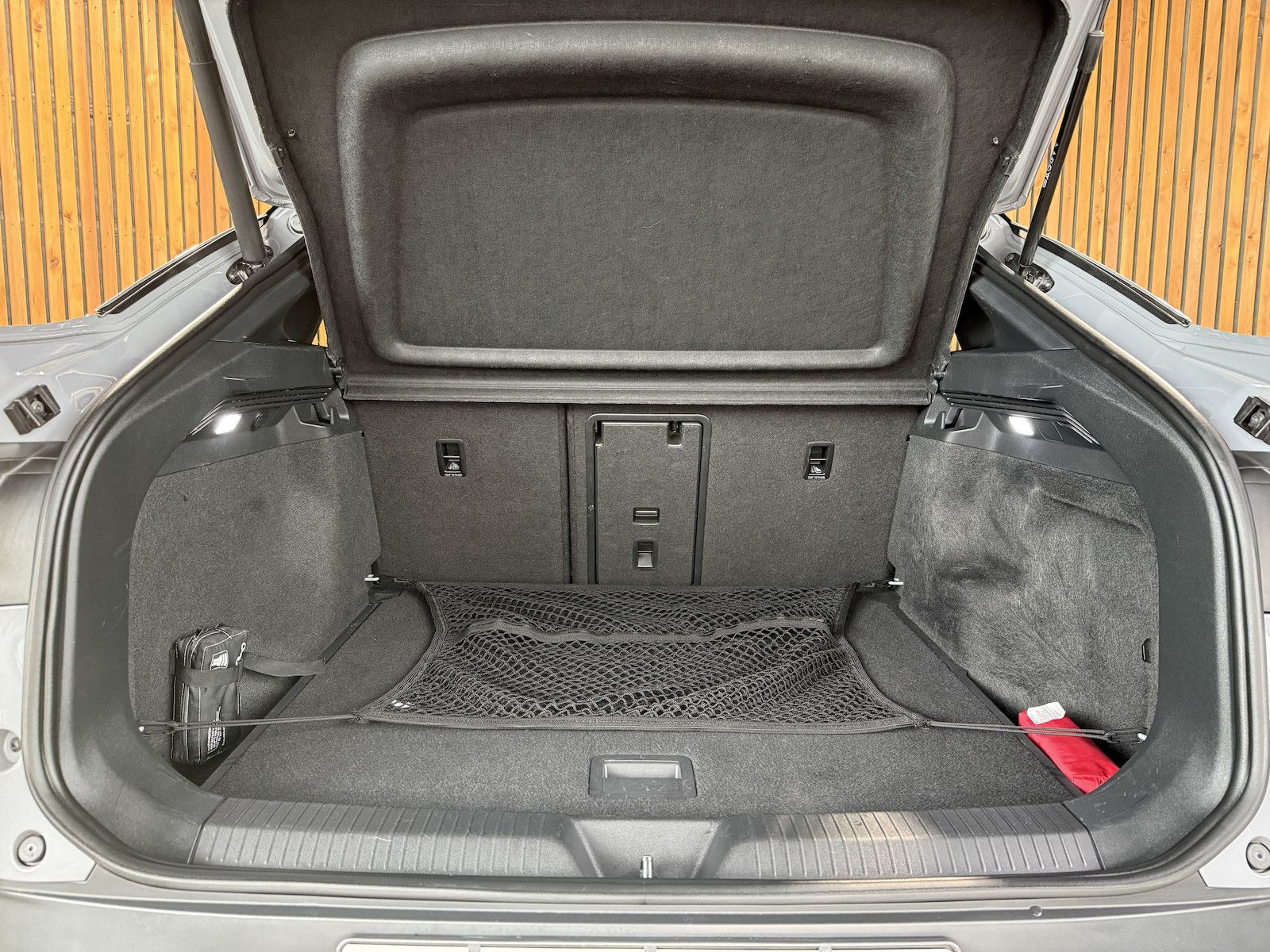 Fahrzeugabbildung Volkswagen ID.5 Pro Navi Pro *Navi*ACC*LED*Wärmepumpe*Kam*