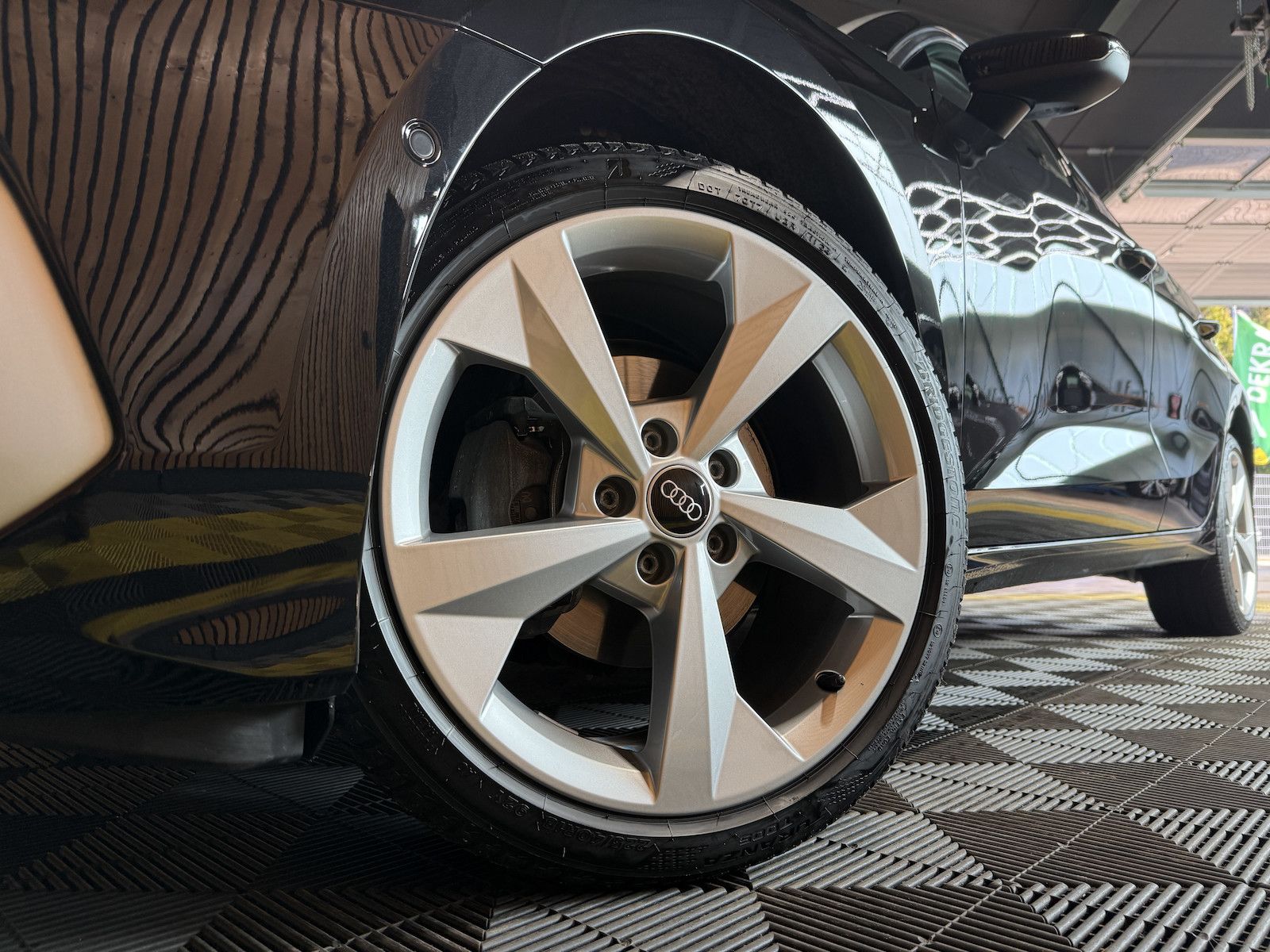 Fahrzeugabbildung Audi A3 Sportback Edition one 2,0 TDI *Navi*Virtual*