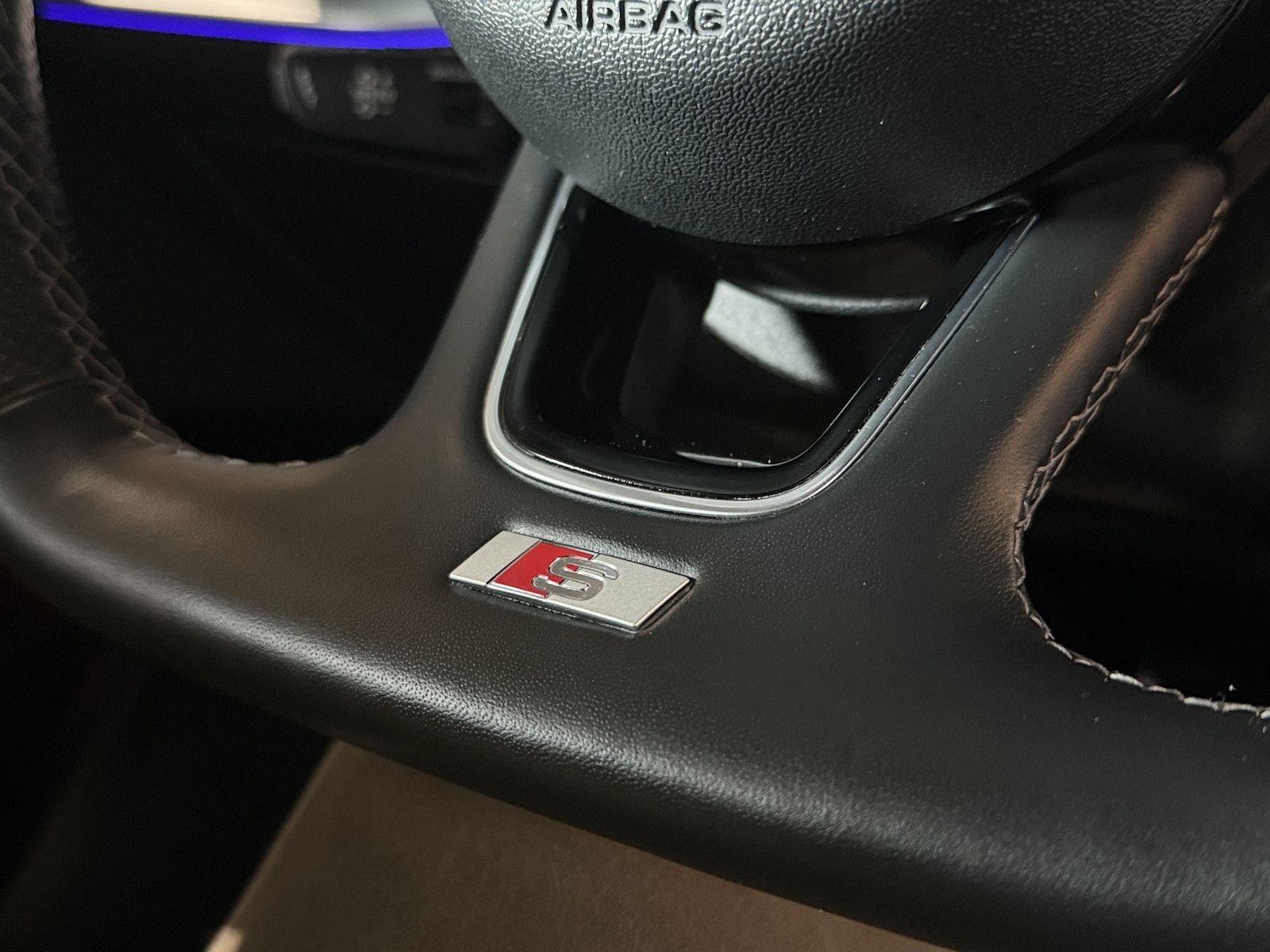 Fahrzeugabbildung Audi A3 Sportback Edition one 2,0 TDI *Navi*Virtual*