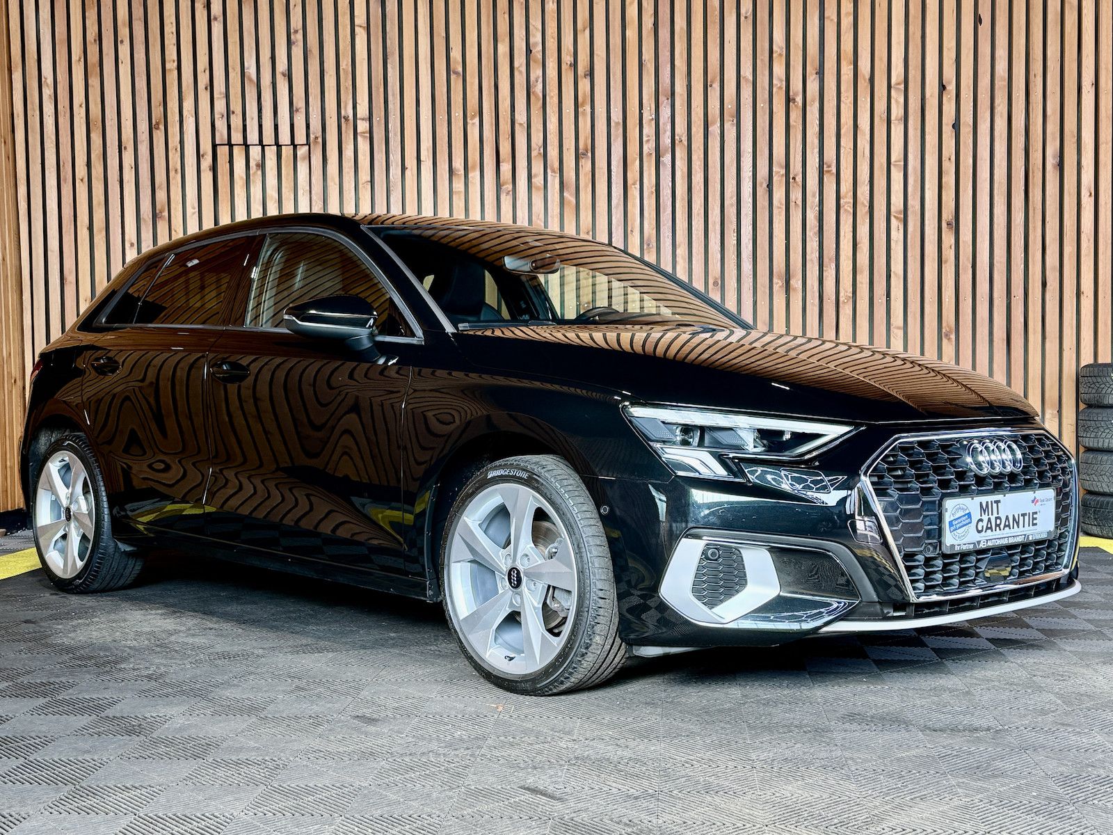 Fahrzeugabbildung Audi A3 Sportback Edition one 2,0 TDI *Navi*Virtual*