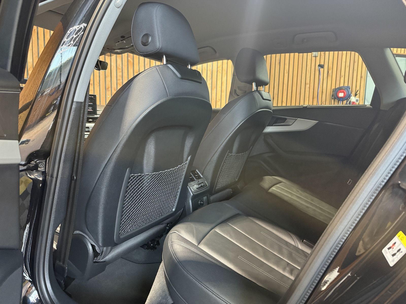 Fahrzeugabbildung Audi A4 Avant adv. TFSI *Navi*Kam*Virtual*Leder*ACC