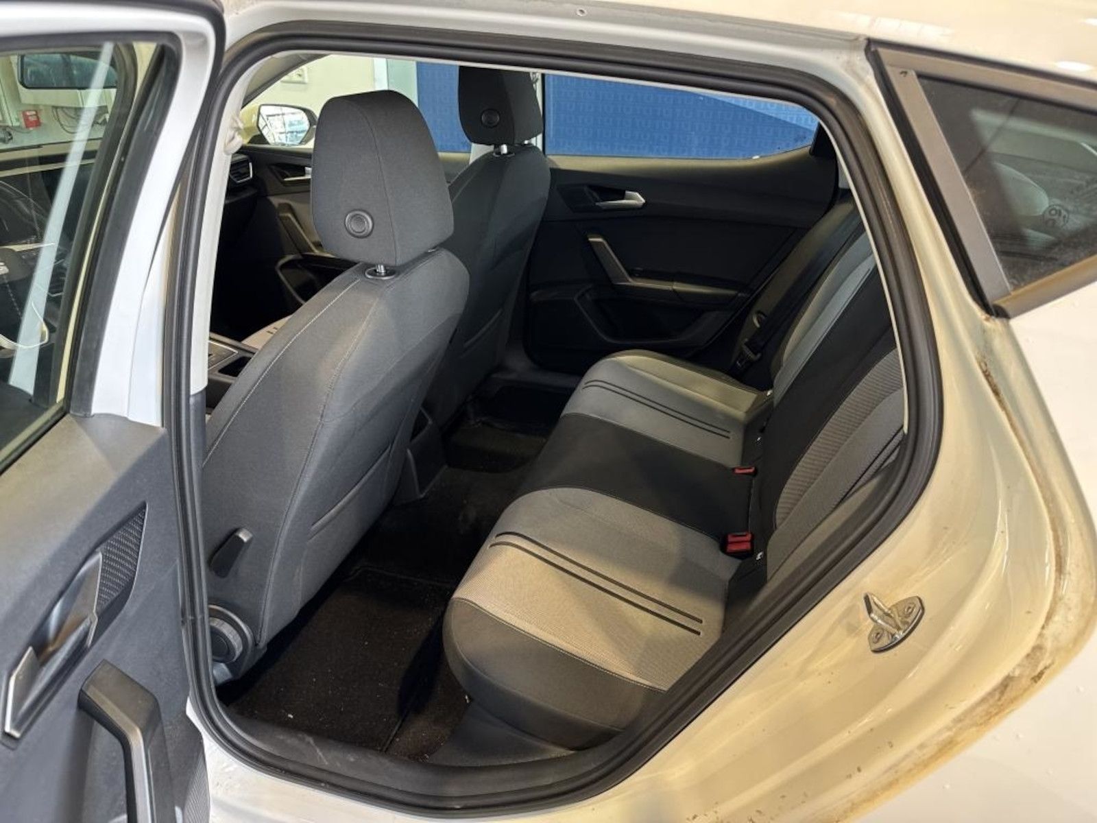 Fahrzeugabbildung SEAT Leon TSI Limo Style *Navi*LED*Virtual*Tempo*PDC*