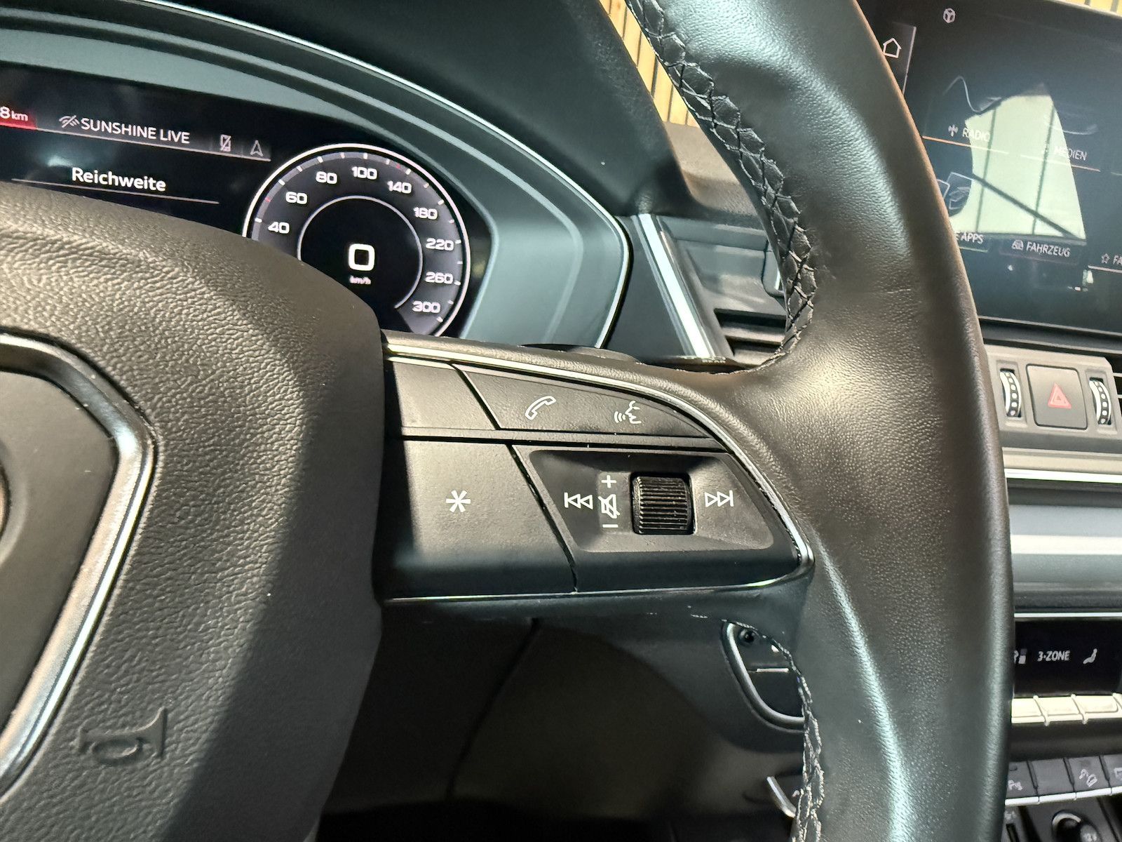 Fahrzeugabbildung Audi Q5 50 TFSIe quattro *Navi*AHK*B&O*ACC*Virtual