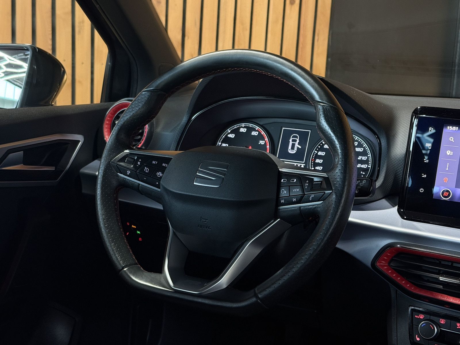 Fahrzeugabbildung SEAT Arona 1,0TSI FR-Line Navi*App*Kamera*ACC*Keyless