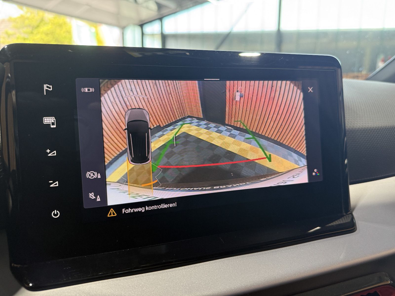 Fahrzeugabbildung SEAT Arona 1,0TSI FR-Line Navi*App*Kamera*ACC*Keyless