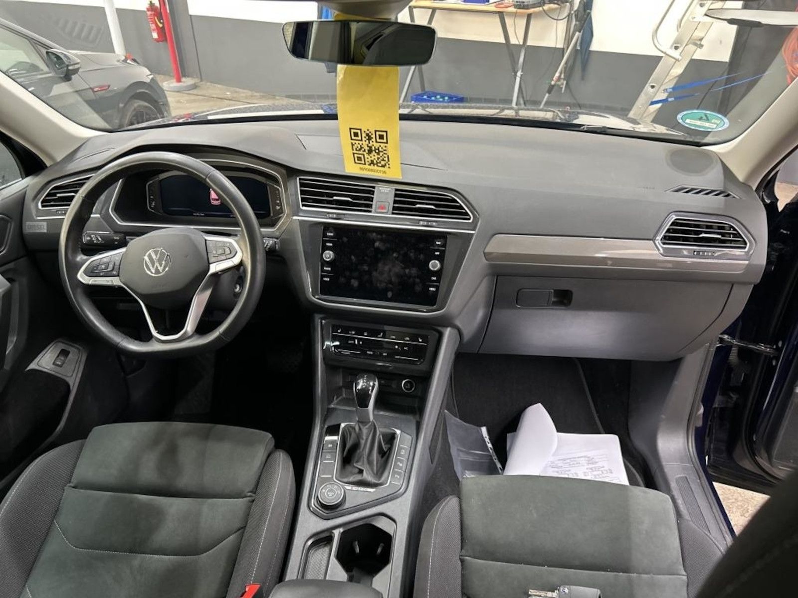Fahrzeugabbildung Volkswagen Tiguan Allspace 2,0TDI 4M 7-Sitzer*Navi*AHK*LED