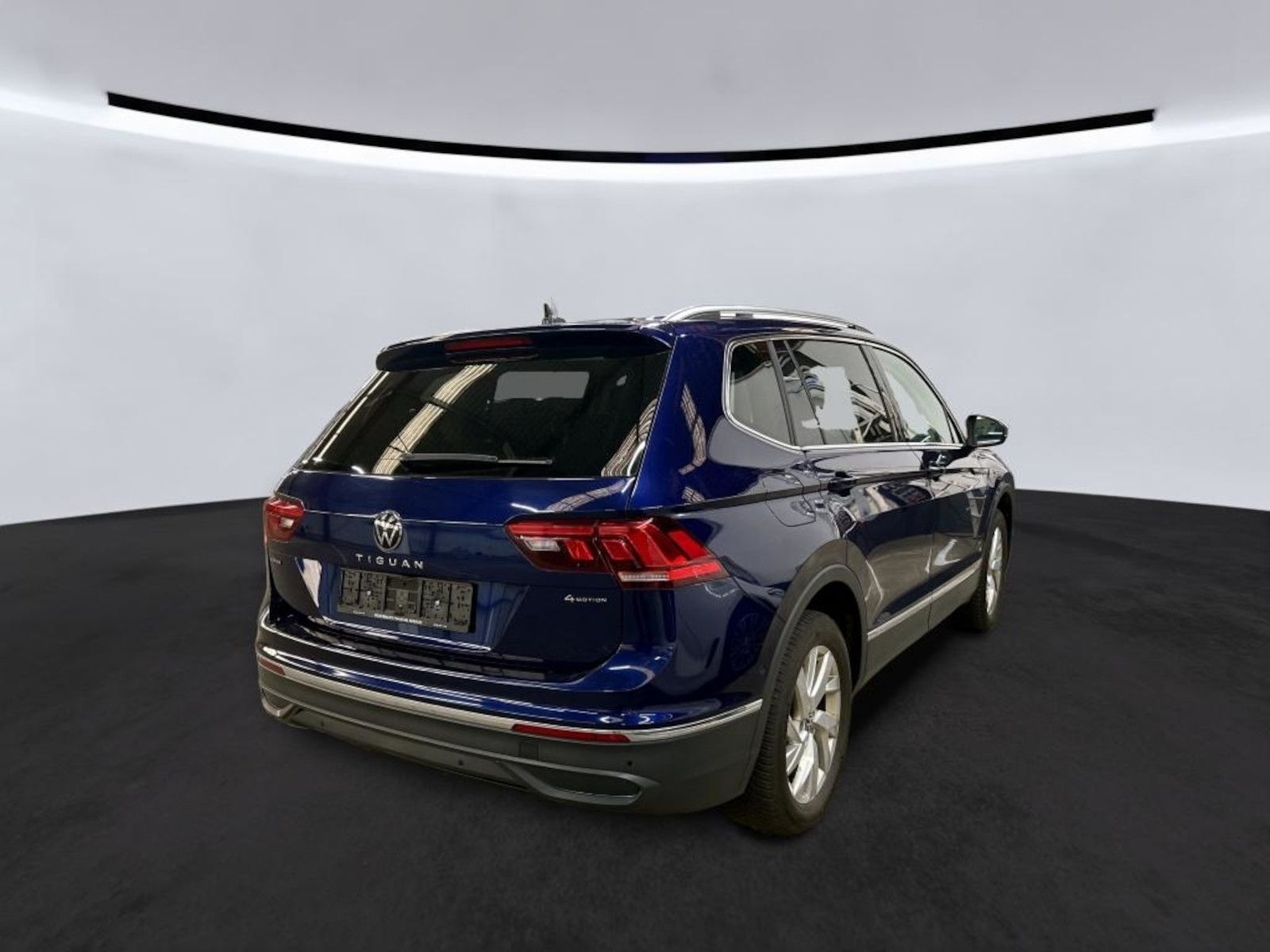 Fahrzeugabbildung Volkswagen Tiguan Allspace 2,0TDI 4M 7-Sitzer*Navi*AHK*LED