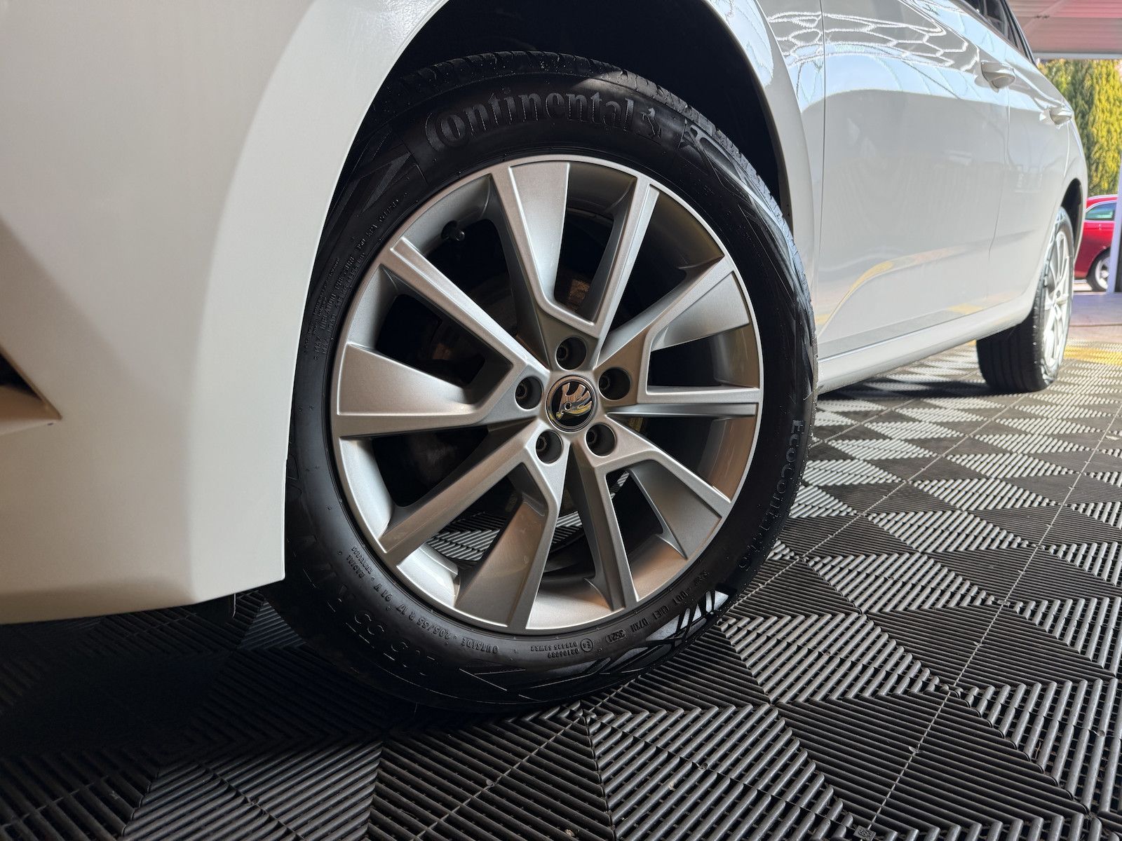 Fahrzeugabbildung SKODA Kamiq Clever TSI *Navi*Kam*LED*ACC*Virtual*App*