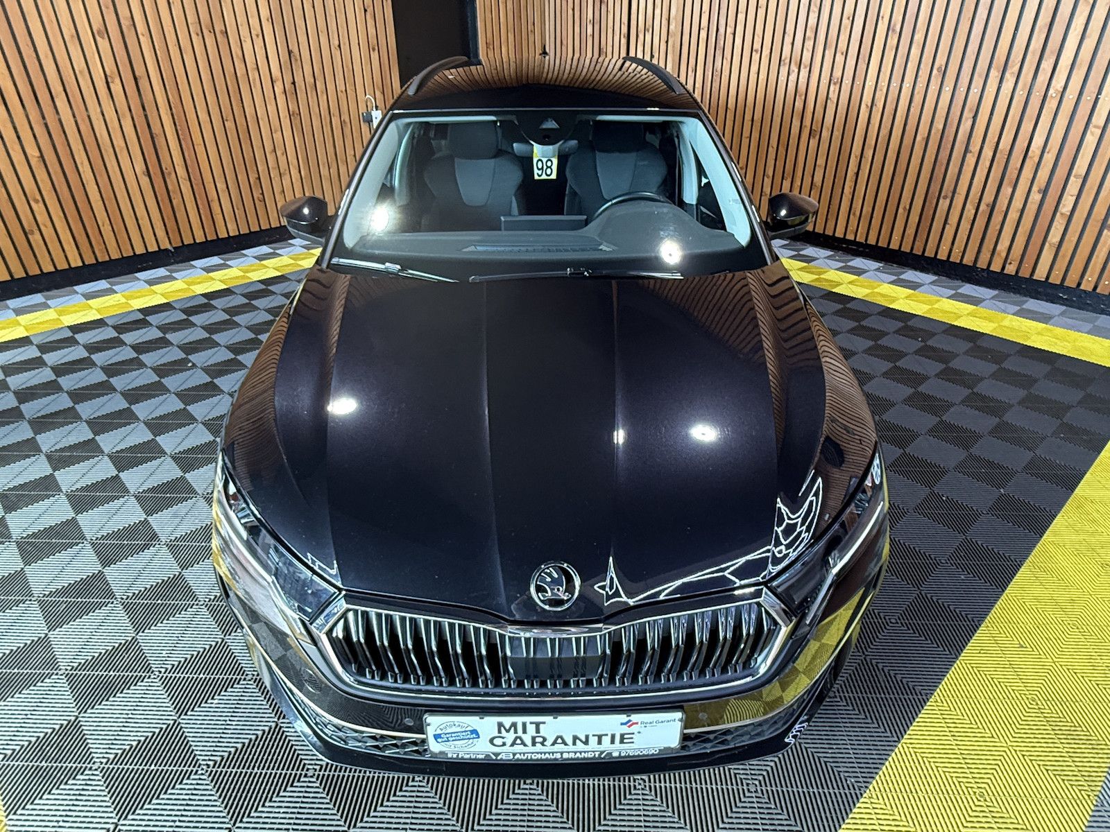 Fahrzeugabbildung SKODA Octavia Combi Selec. 2,0 TDI DSG *Navi*LED*Keyl.