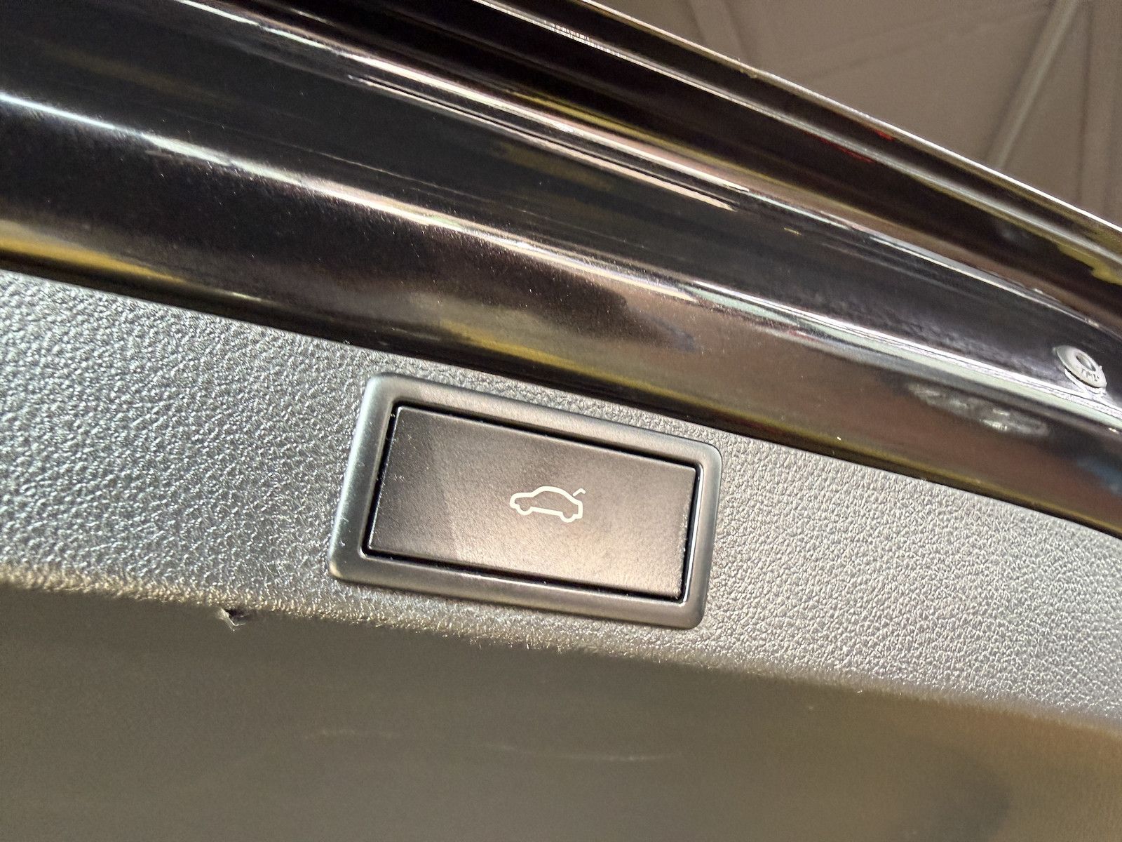 Fahrzeugabbildung SKODA Octavia Combi Selec. 2,0 TDI DSG *Navi*LED*Keyl.