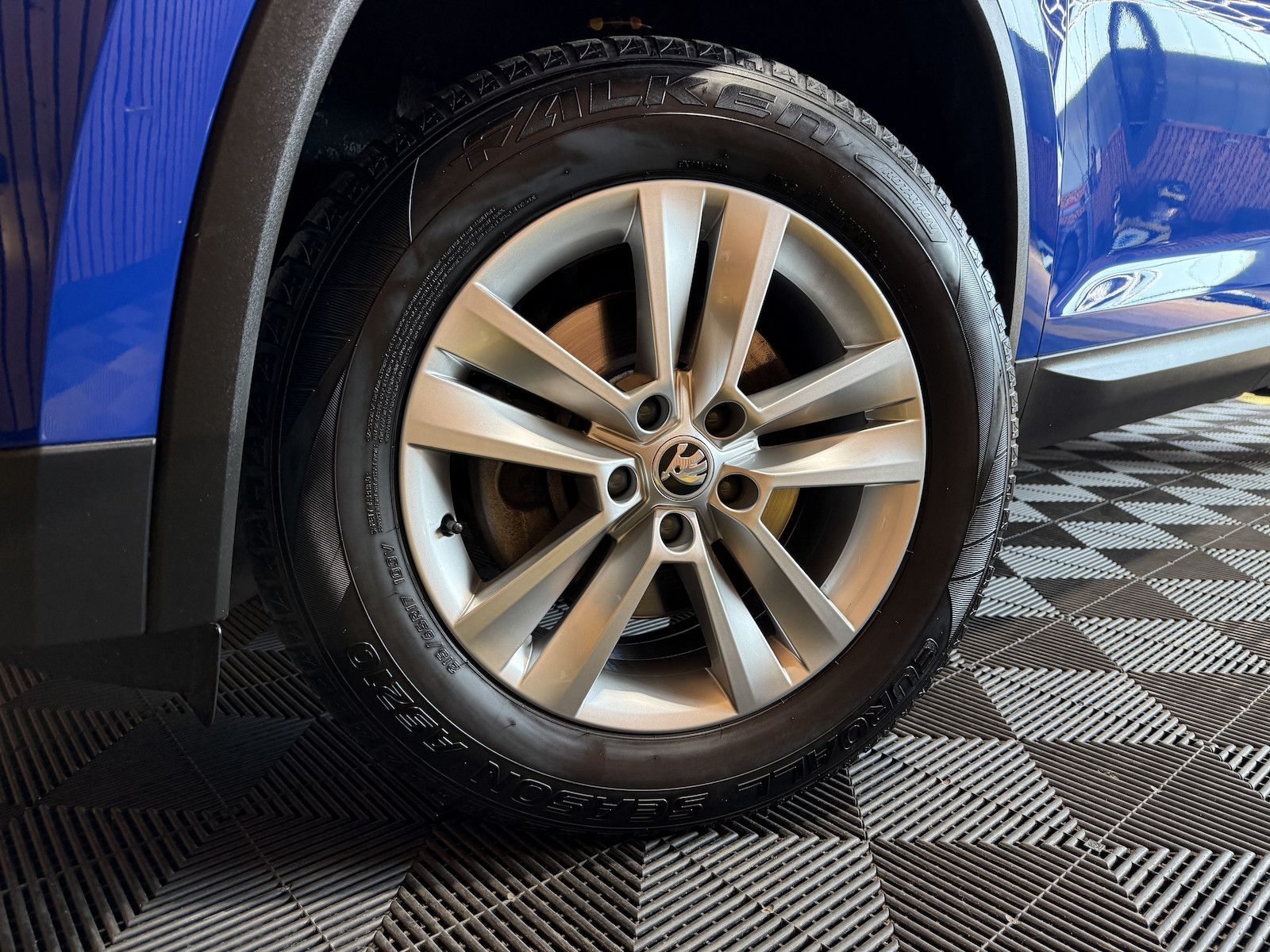Fahrzeugabbildung SKODA Kodiaq 2,0 TDI DSG *Navi*LED*AHK*Virtual*ACC*