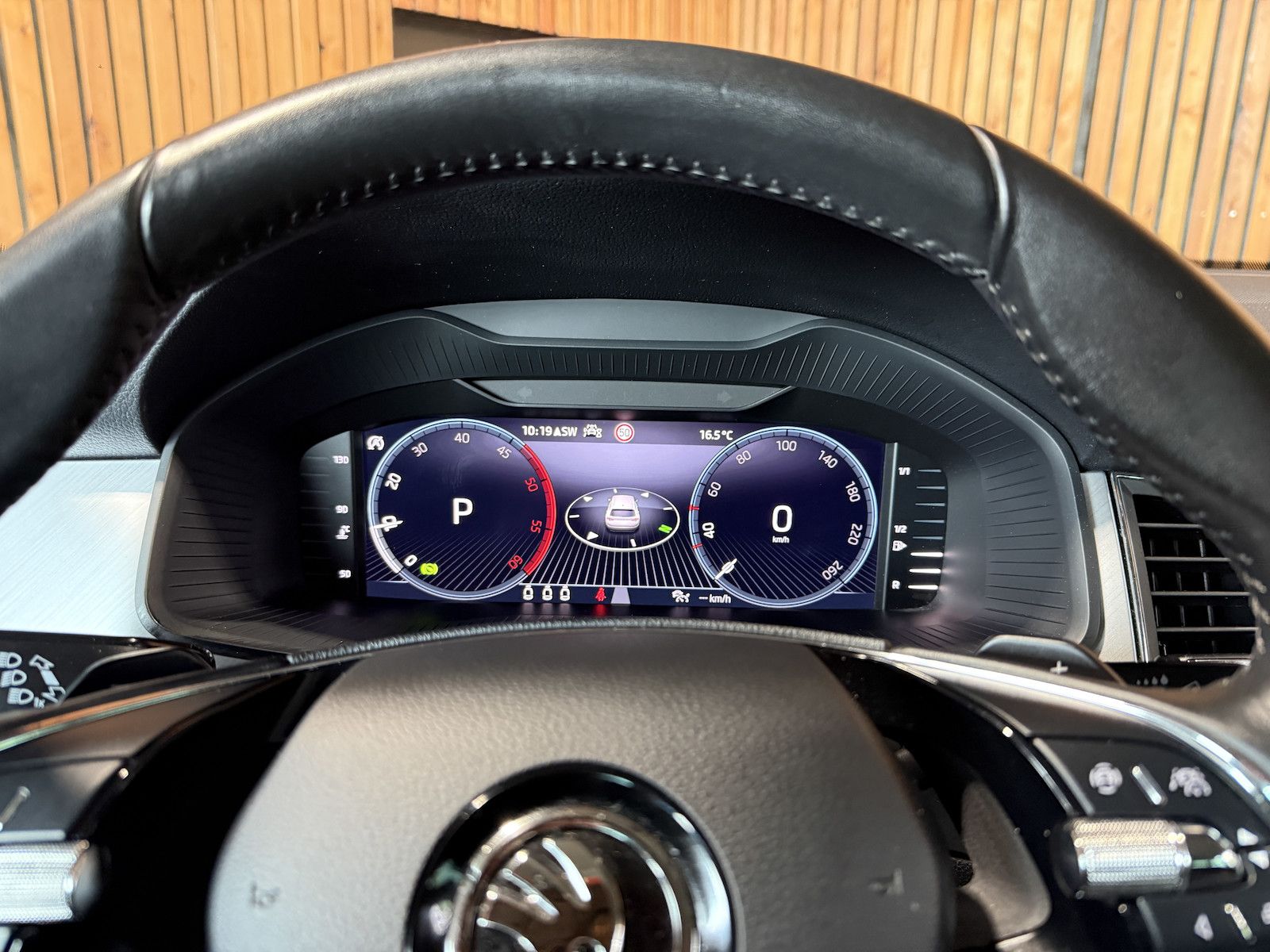 Fahrzeugabbildung SKODA Kodiaq 2,0 TDI DSG *Navi*LED*AHK*Virtual*ACC*