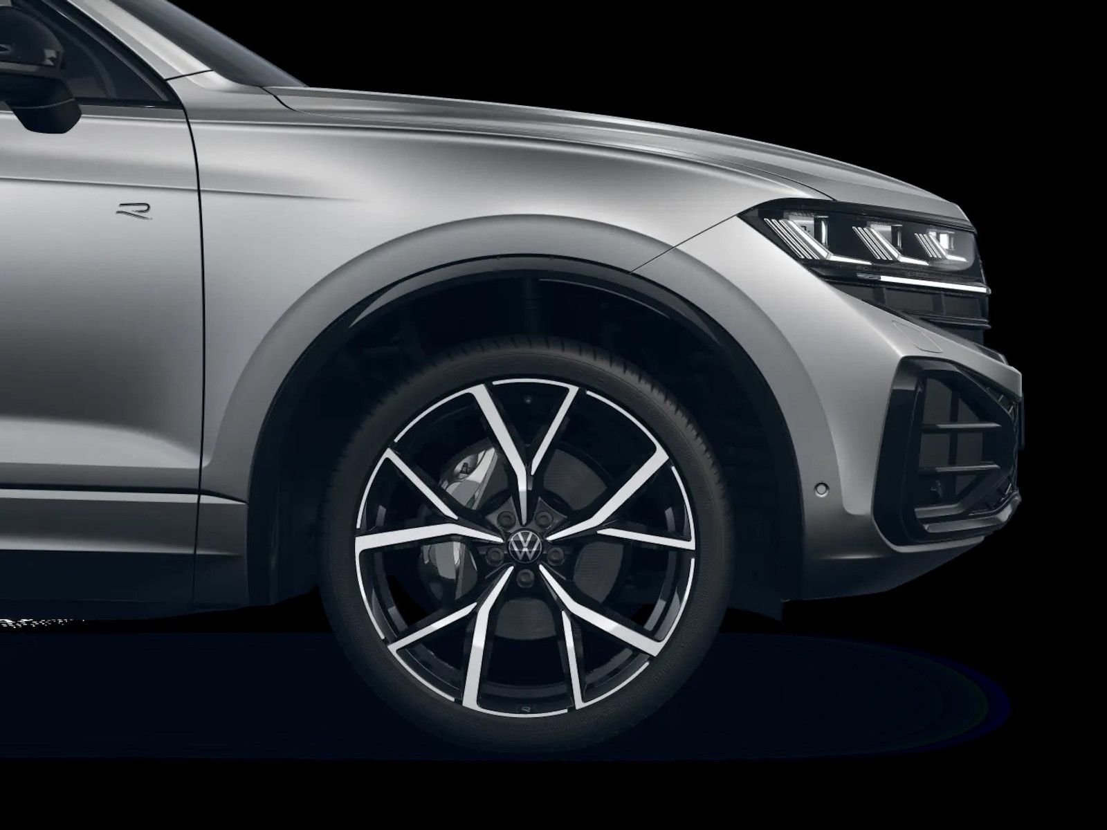 Fahrzeugabbildung Volkswagen Touareg 3,0 TDI R-Line Black*Navi*AHK*Pano*Dyn*